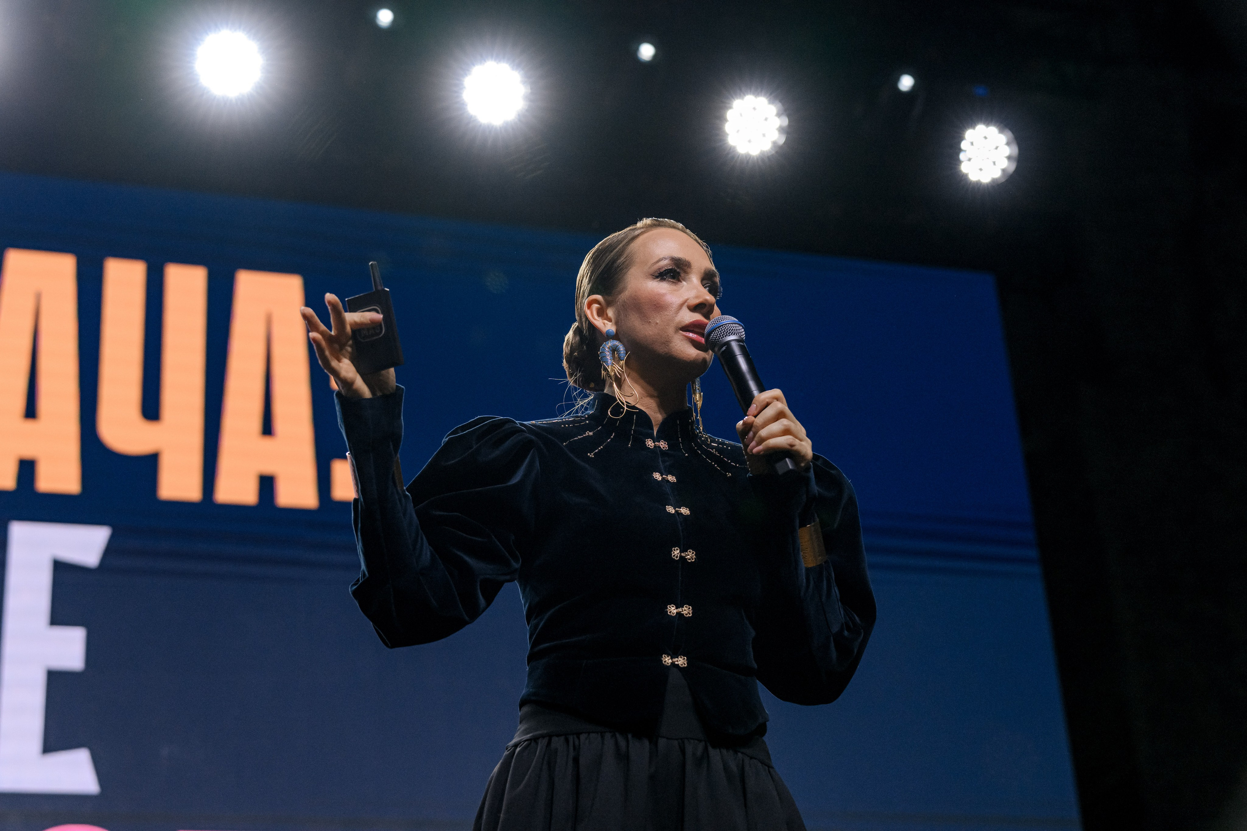 YOUTUBE ЖУРНАЛ ЖЕНЩИНЫ. Максим Комаров — Профессиональный фотограф