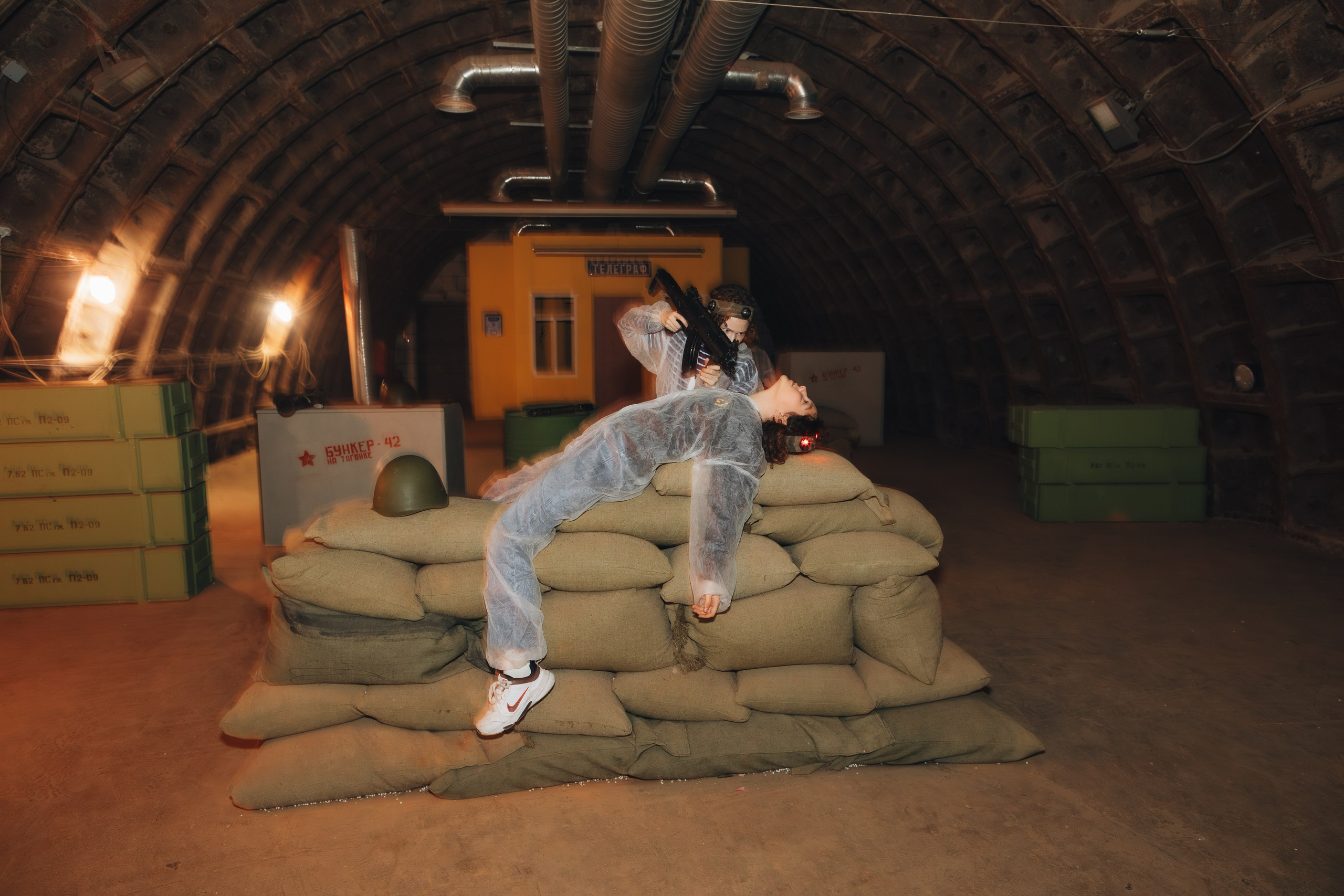 Бункер на Таганке, Женя день рождения. Портретный фотограф в Москве и МО Зимина Татьяна