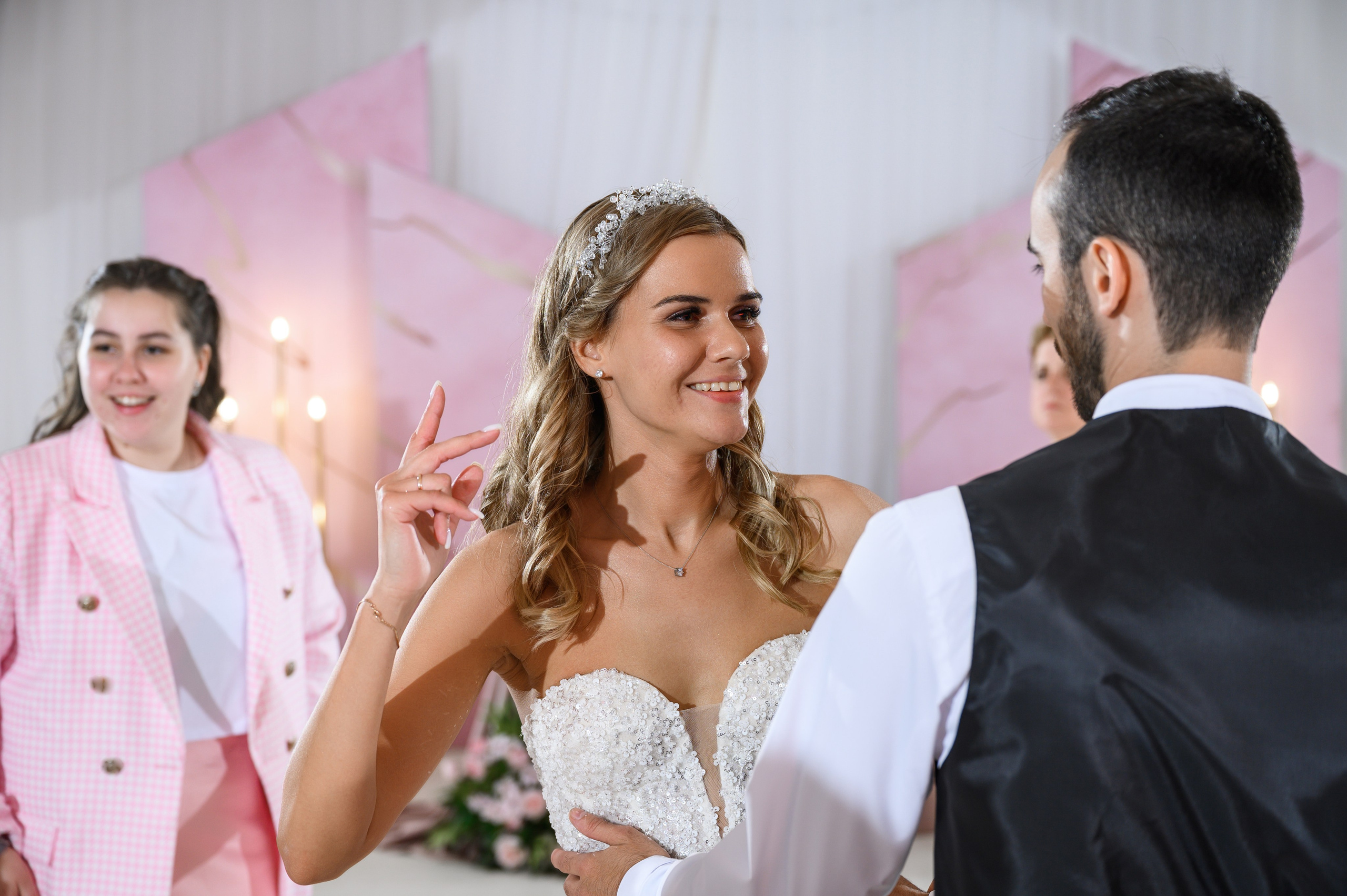 Свадьба шатер Город мастеров — Русская сказка. Свадебный фотограф Москва Юрий Кульман