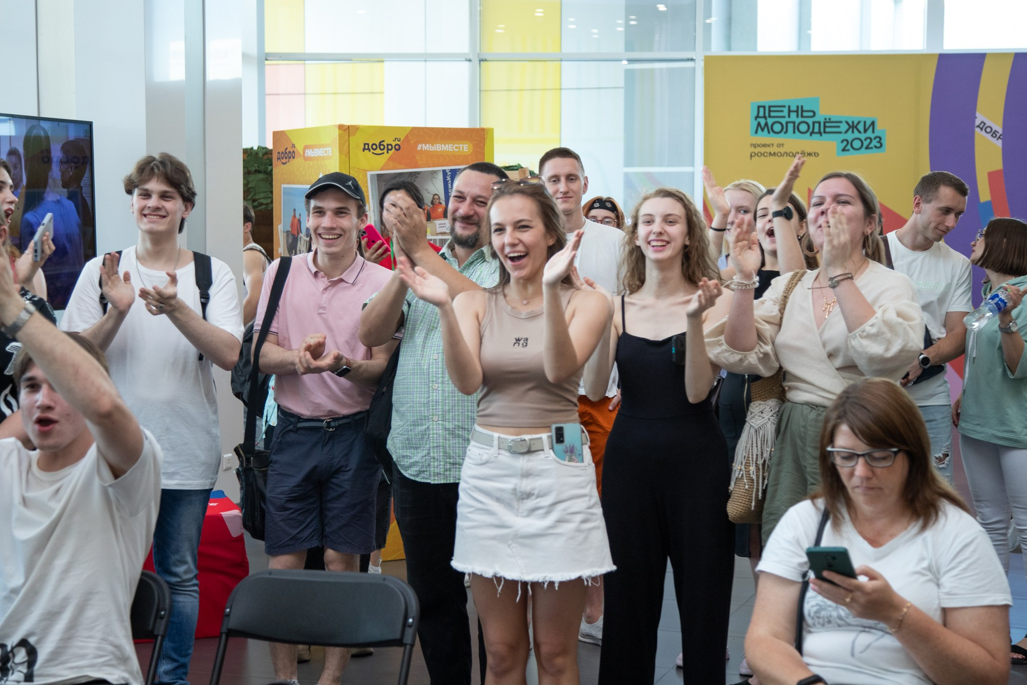 Краевой День молодёжи в Краснодаре 2023. Репортажный, промышленный и маркетплейс-фотограф Дмитрий Чернат