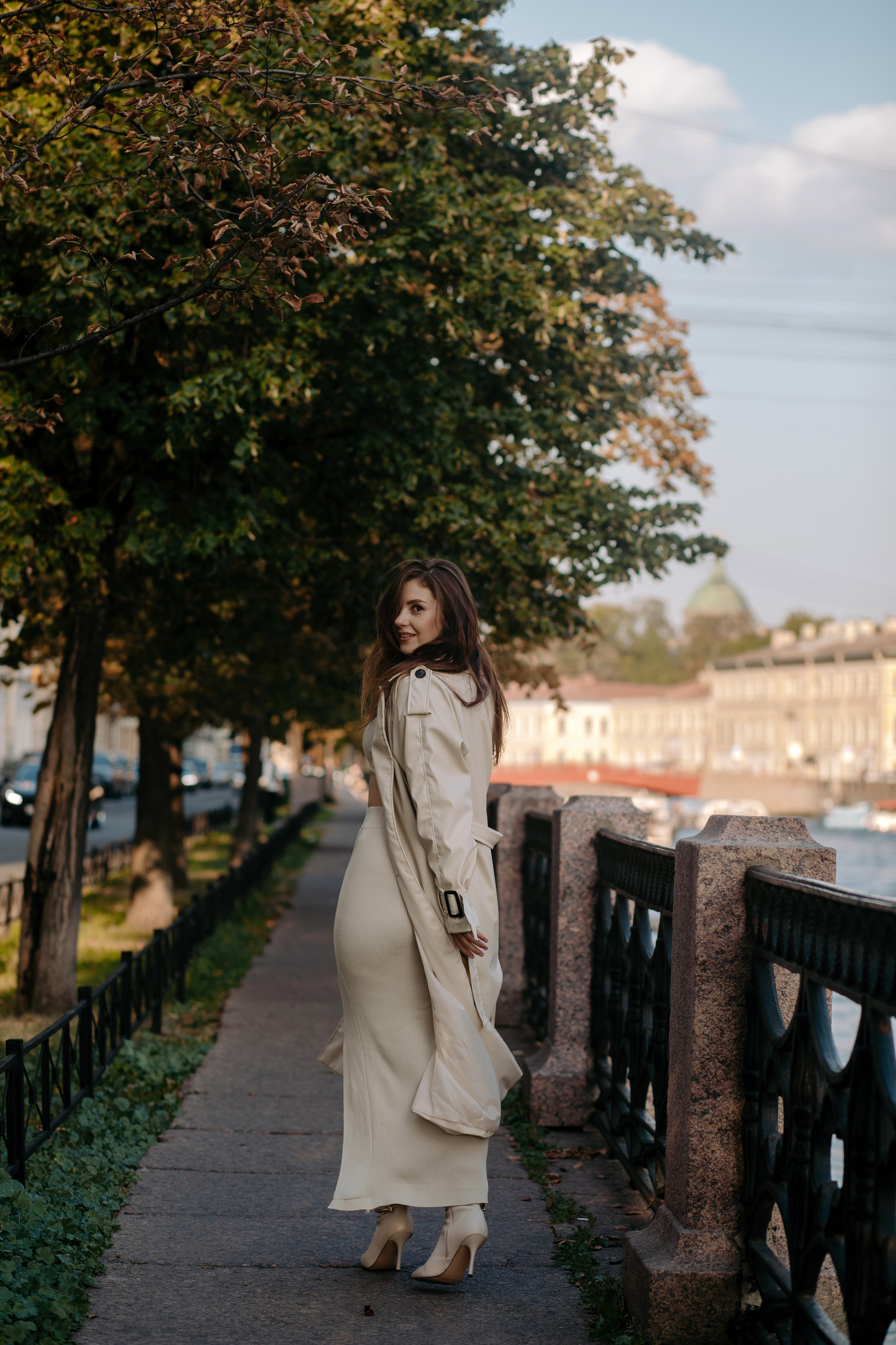 Кристина | Осенняя фотосессия рядом с Исаакиевским собором. Фотограф в Санкт-Петербурге Разиля Идиятуллина