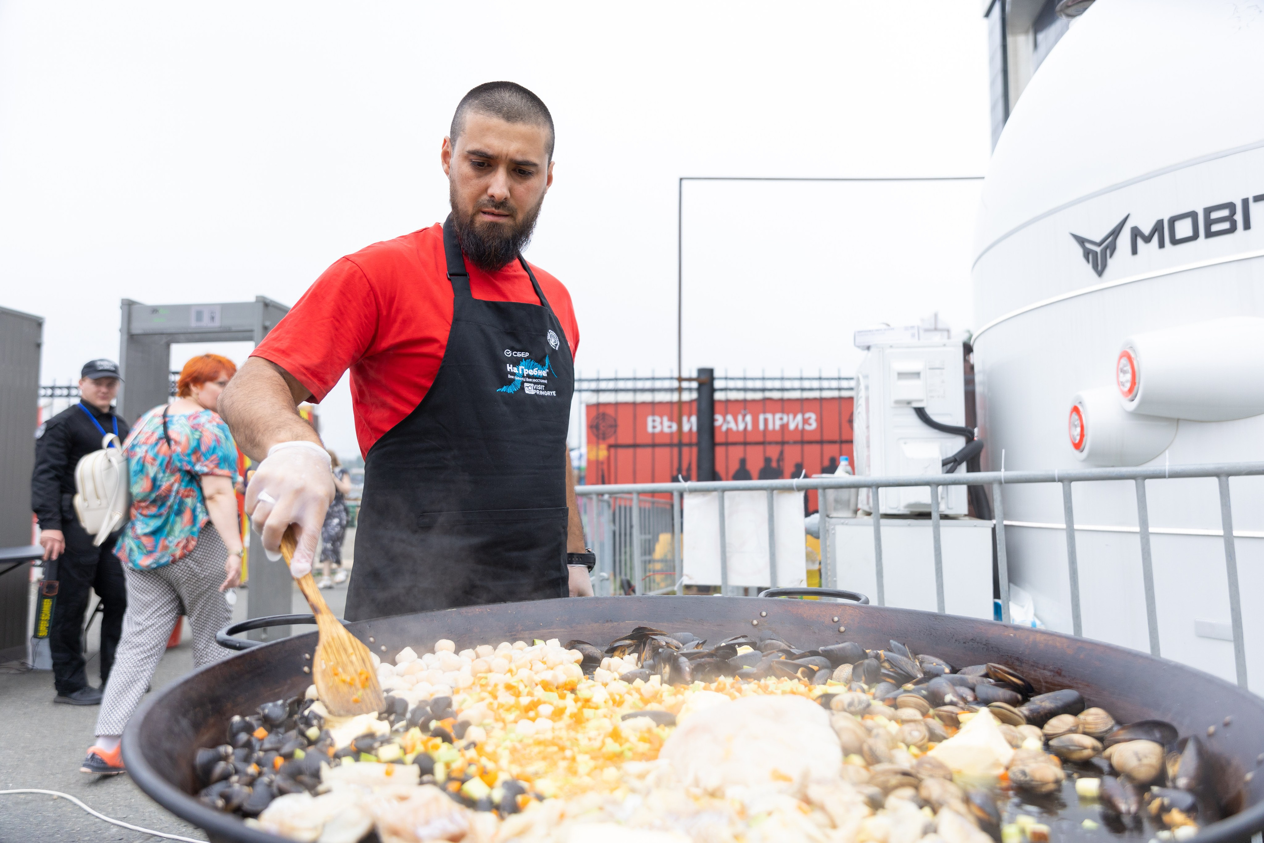 День рыбака. Владивосток 2025. Олег Катакинов| Репортажный фотограф в городе у моря (Владивосток)