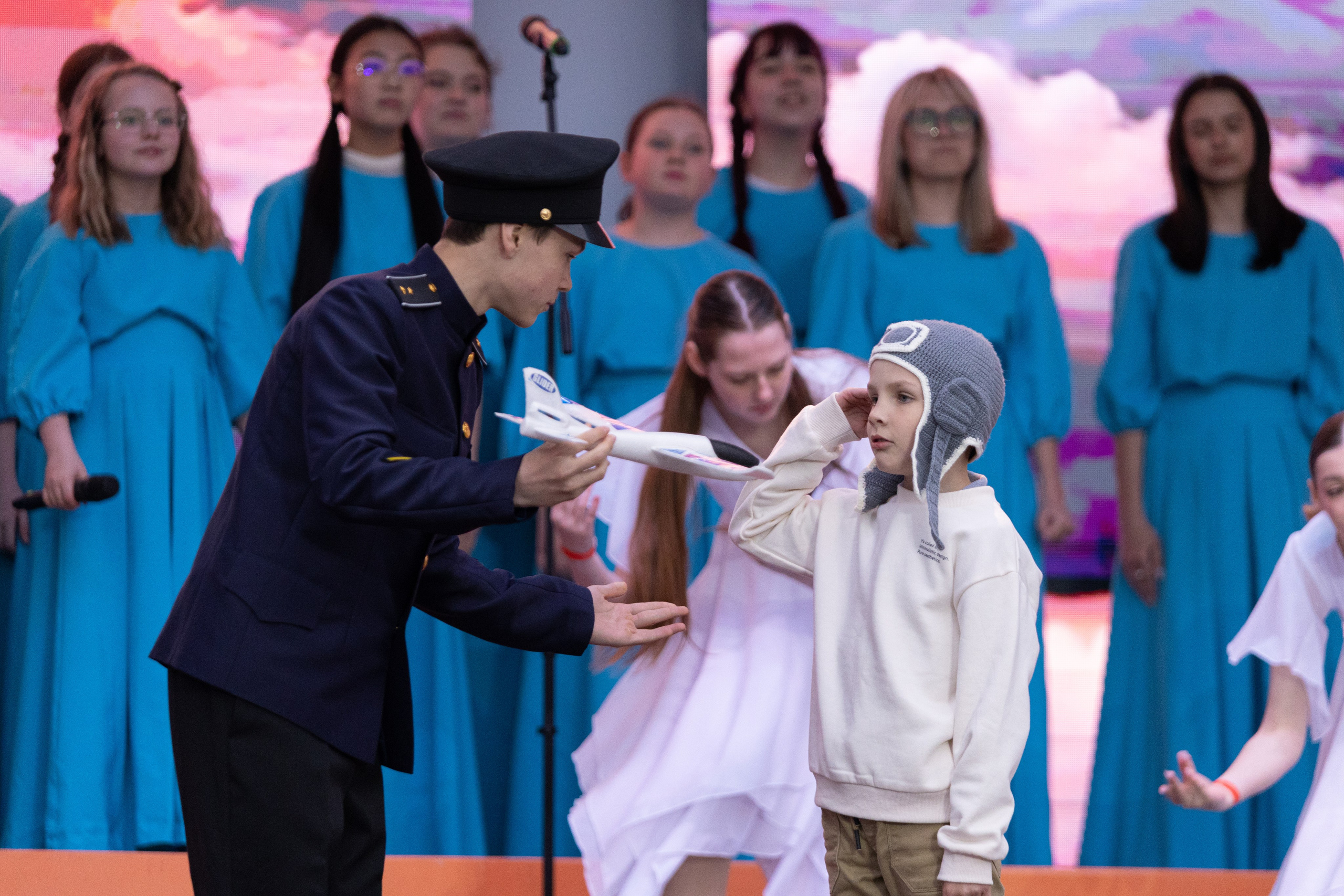 9 мая, выступления 2025 г. Олег Катакинов| Репортажный фотограф в городе у моря (Владивосток)