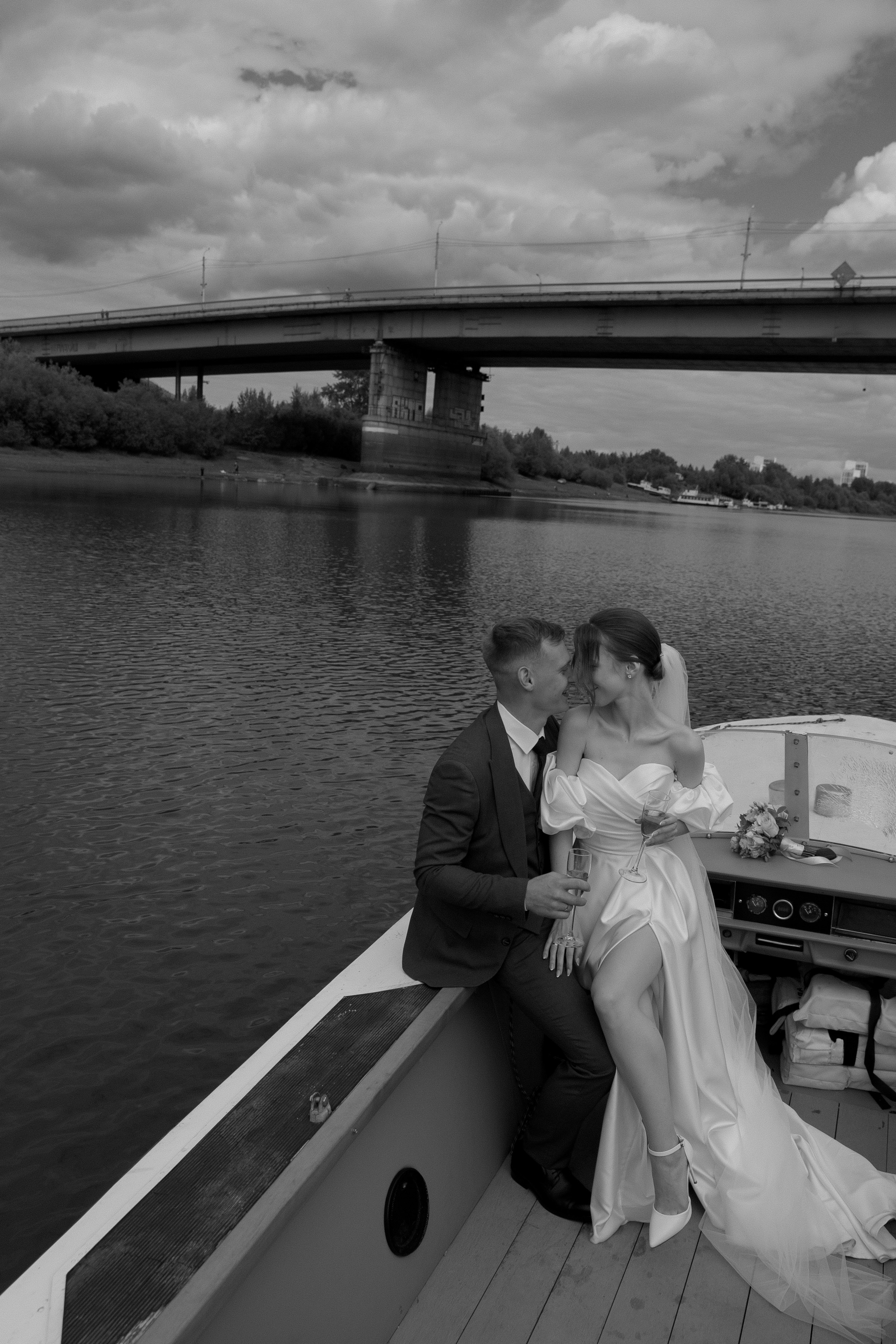 ЭМОЦИИ В КАЖДОМ СНИМКЕ