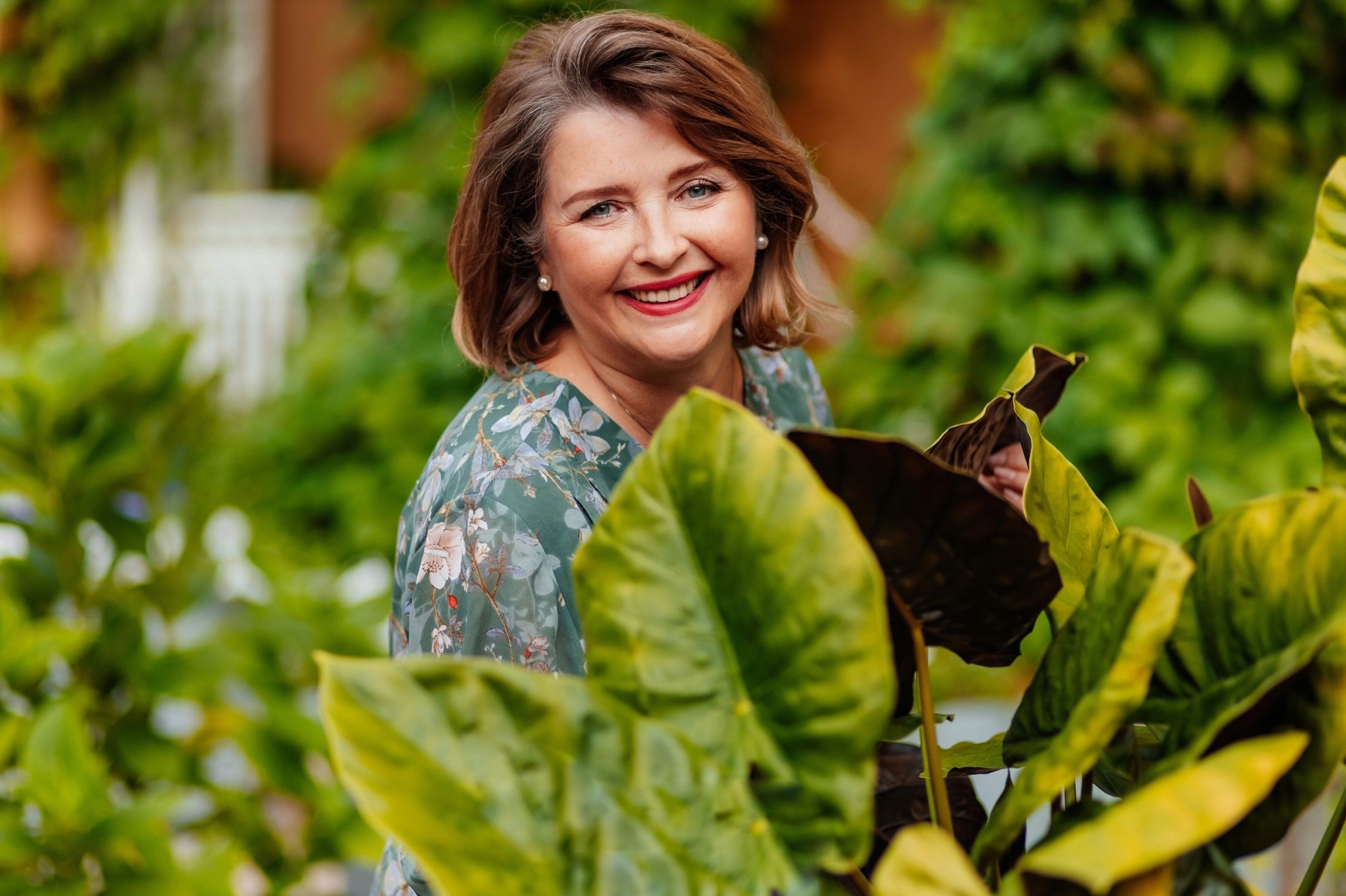 Летняя фотосессия в парке в Петергофе