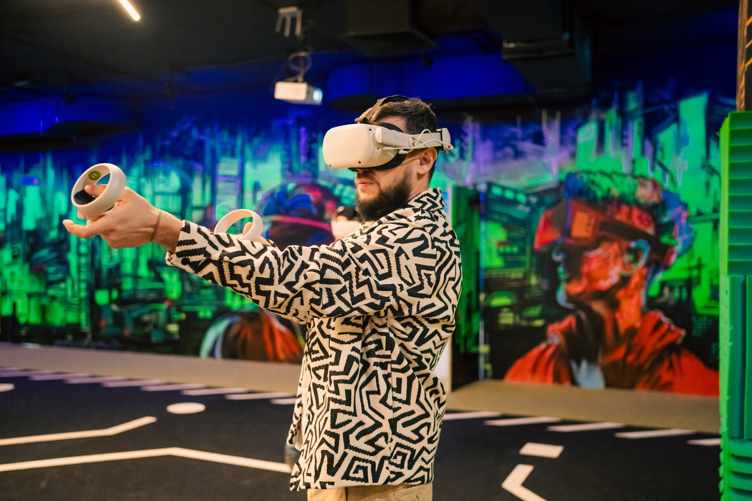 VR (November-December 2024). Felixtones