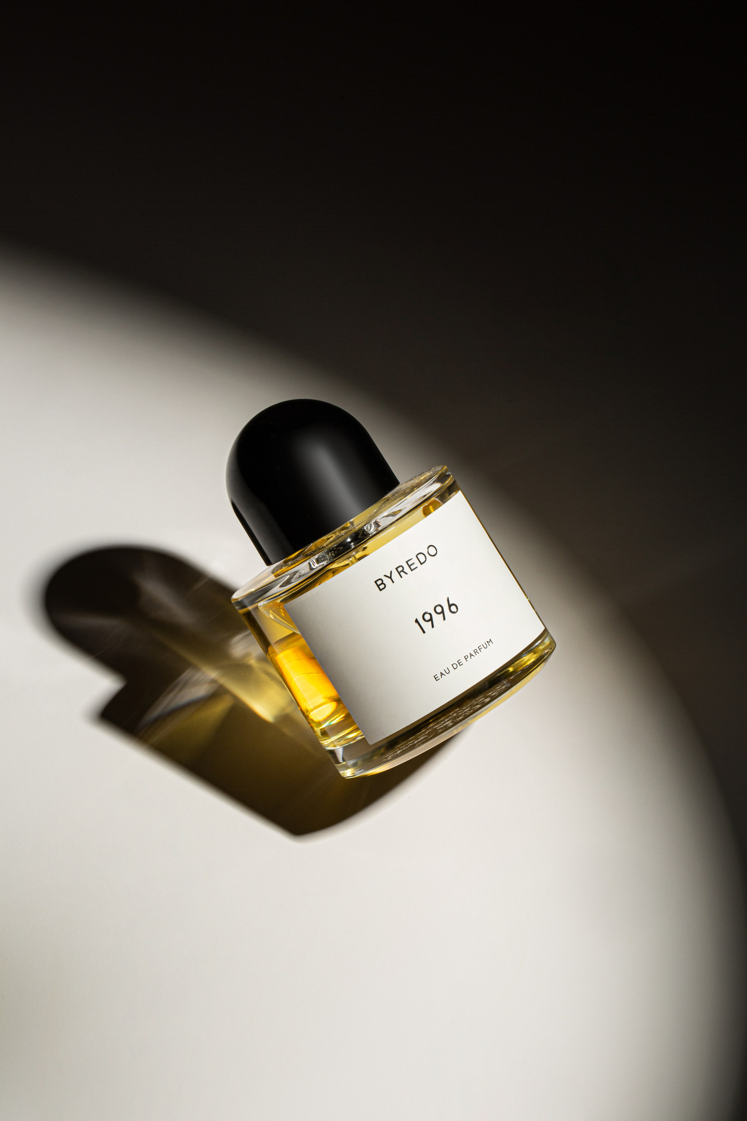 Художественная обработка парфюмов | Студия SVITHART