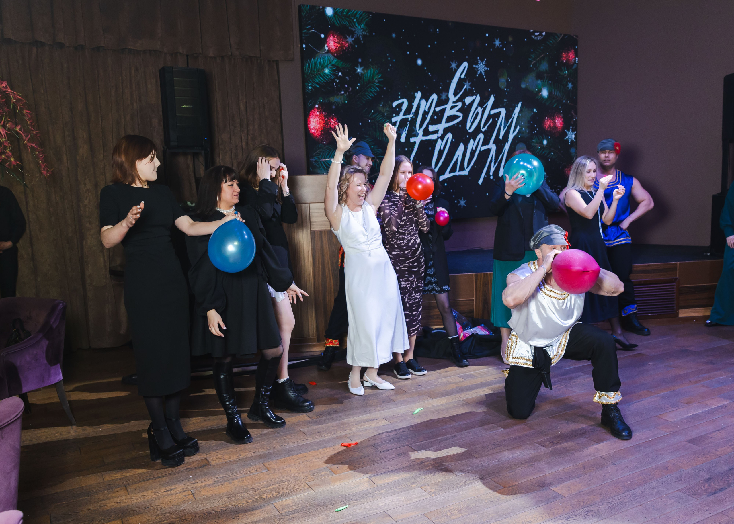 Предновгодка Кипарис 2024. ФОТОГРАФ ВИНОГРАДОВА ДАРЬЯ