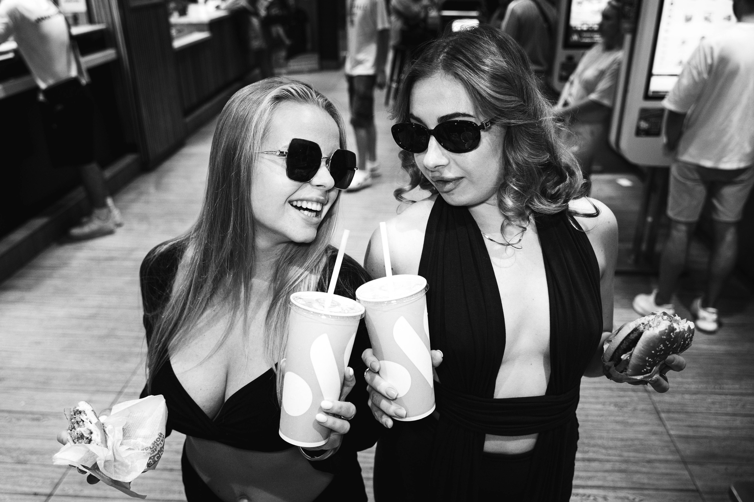 Макдональс ПОВ. Видео и Фото