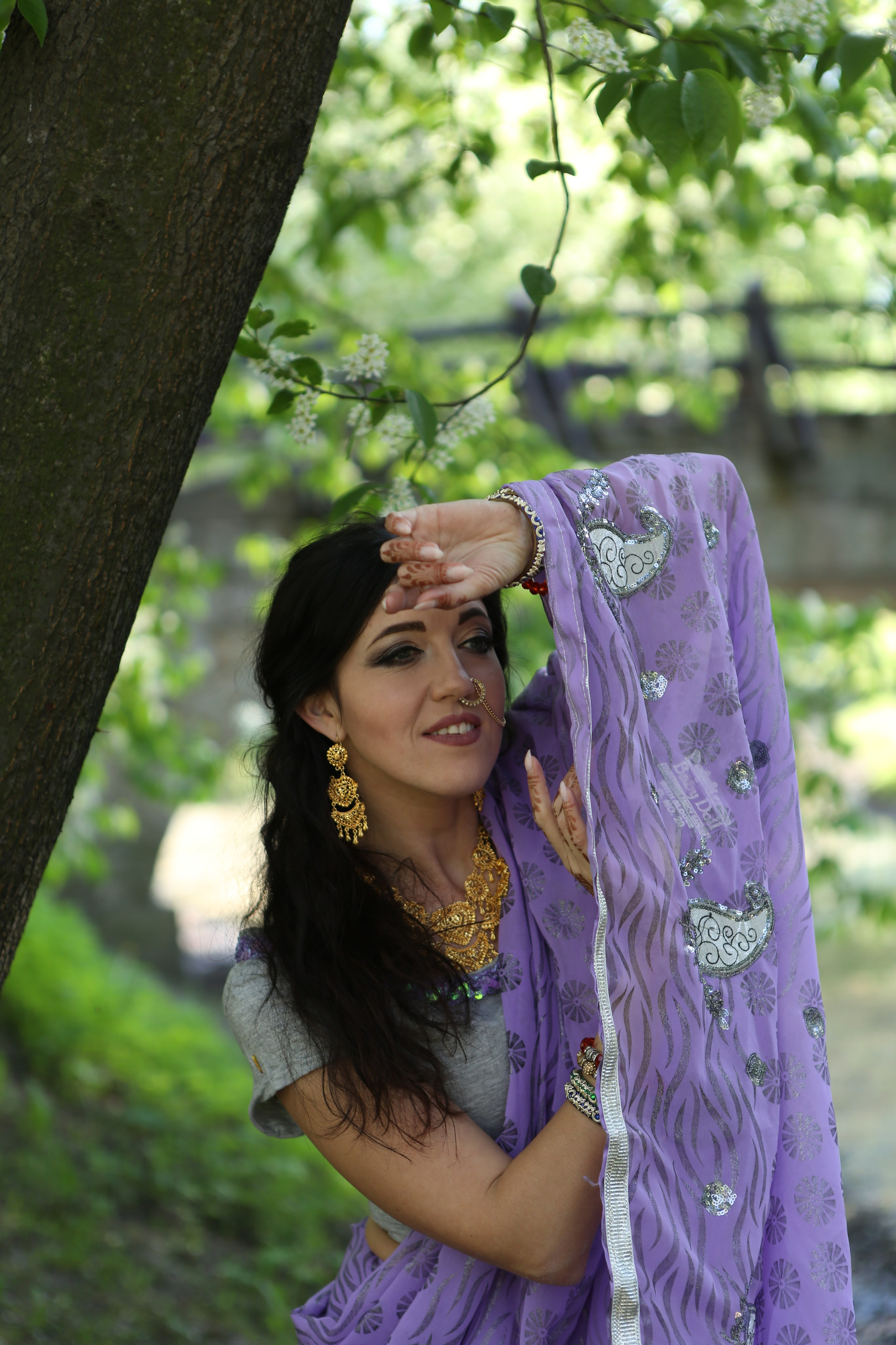 Прогулка в сари. Фотограф в Санкт-Петербурге. Индивидуальная съемка и фотопрогулки