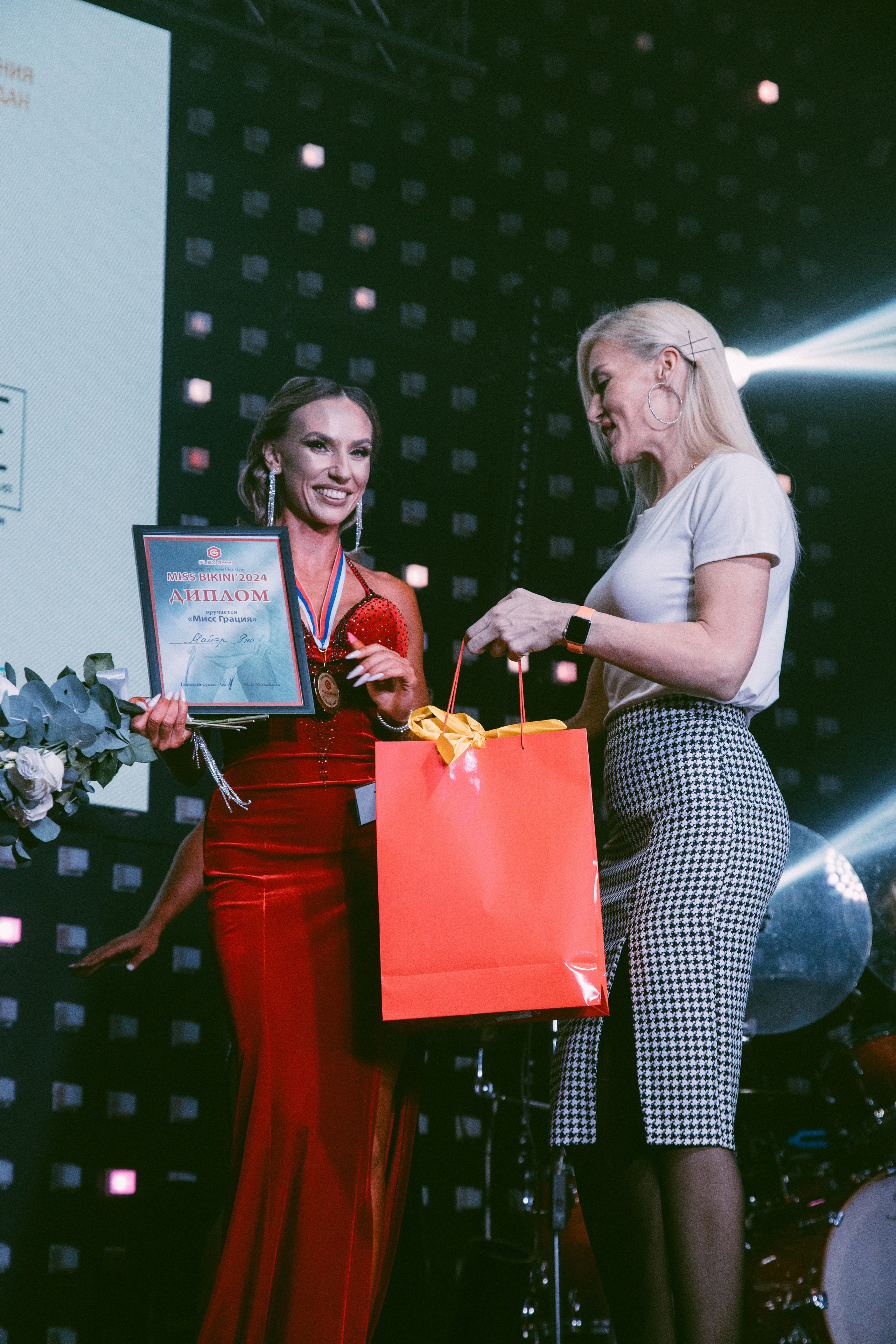 Miss Bikini Flex Gym 2024. Фотограф Семён Гнеушев