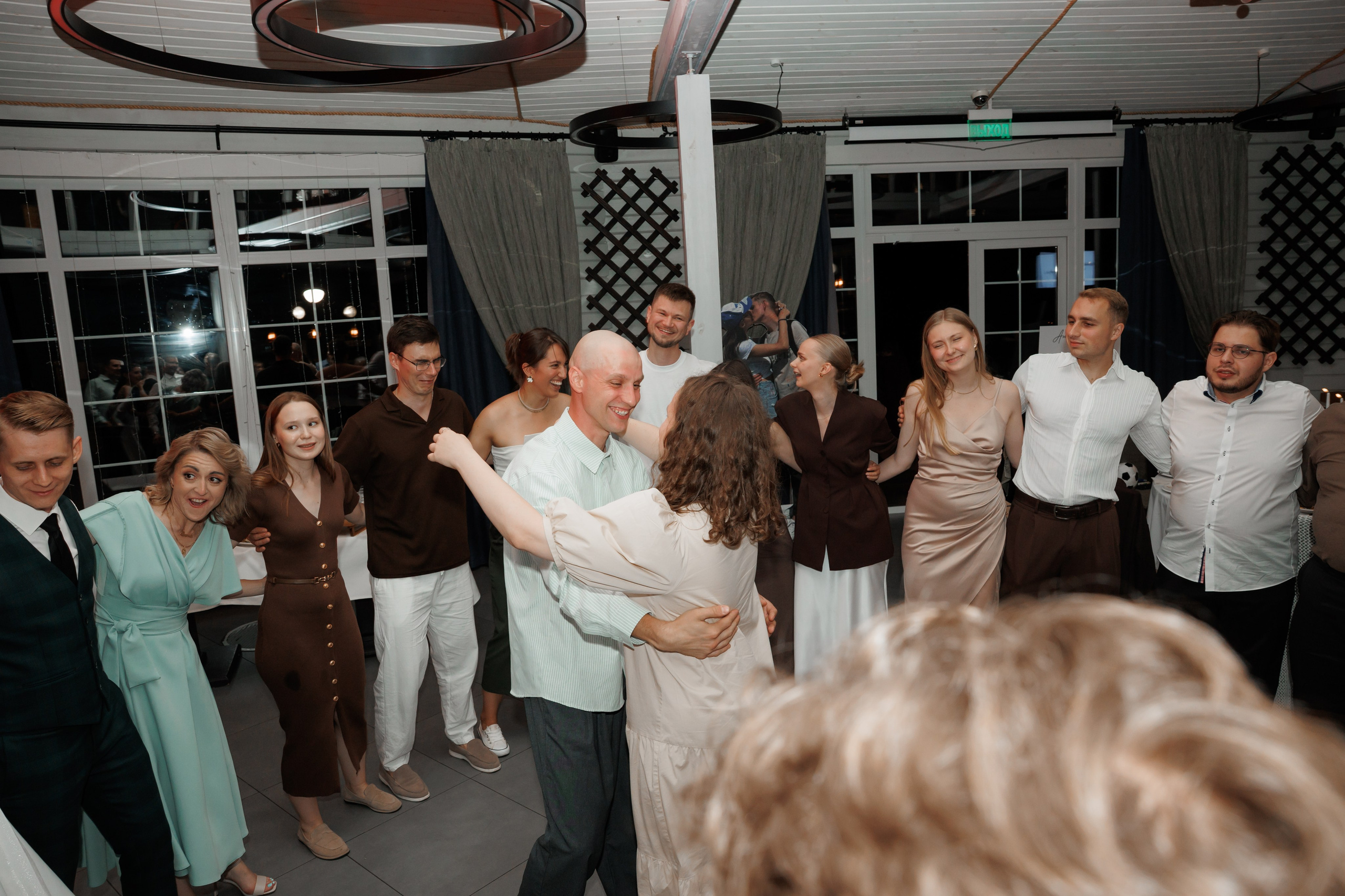 Регистрация в отеле Fish Point, ЗАГС Бутово, прогулка в Остафьево. Свадебный и репортажный фотограф (Москва, Королев и другие)