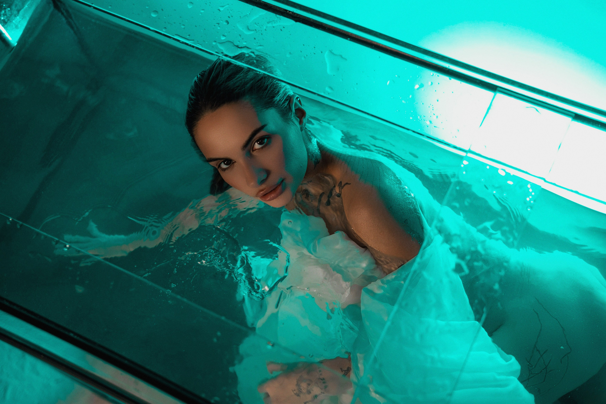 Галерея в студии. Женский фотограф в Новосибирске Вячеслав Семакин