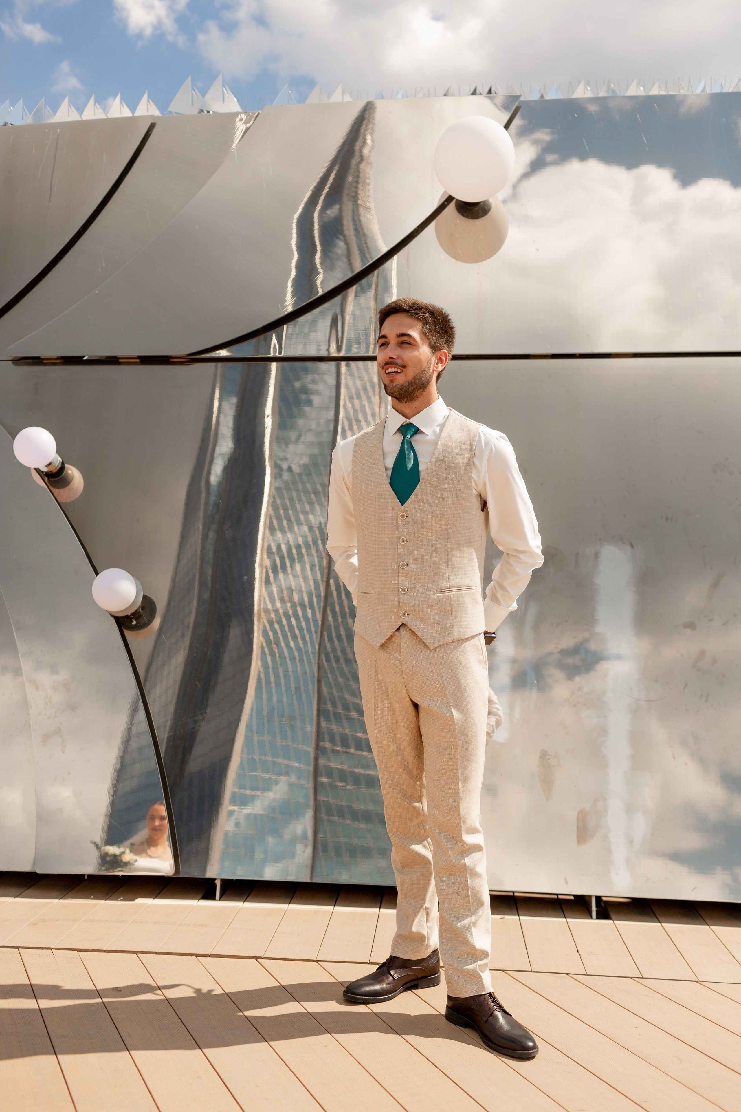 Свадебная фотопрогулка у Лахты. Свадебный фотограф Кирилл Белый