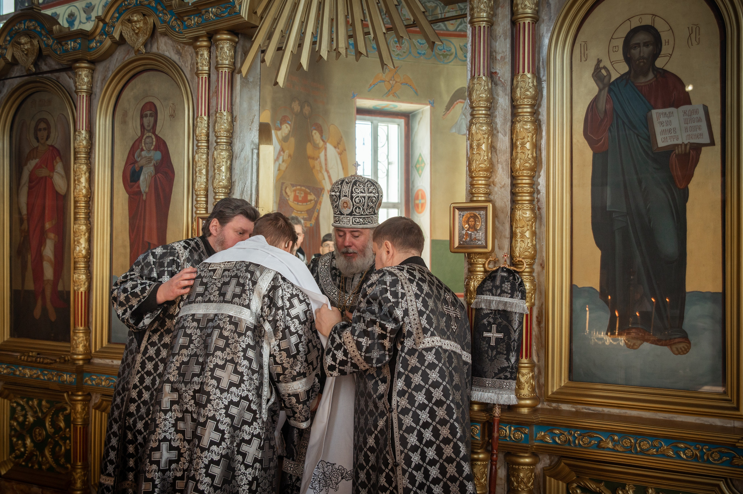 Преждеосвящение Даров. Храм Серафима Саровского. Церковный, семейный и репортажный фотограф Волгоград, Волжский