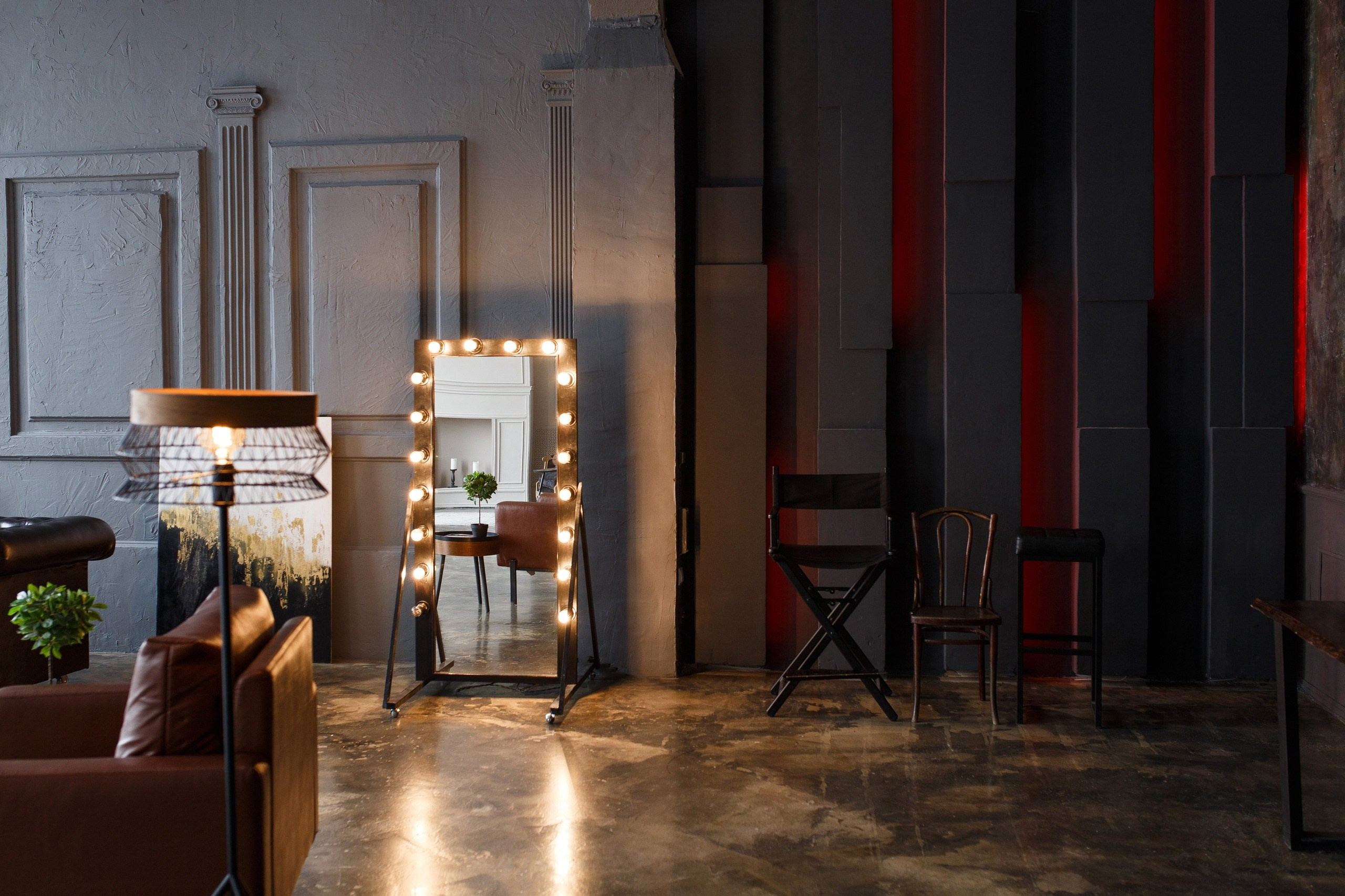 Ново-Садовая, 106з (ТЦ ЗАХАР), 1700р/час