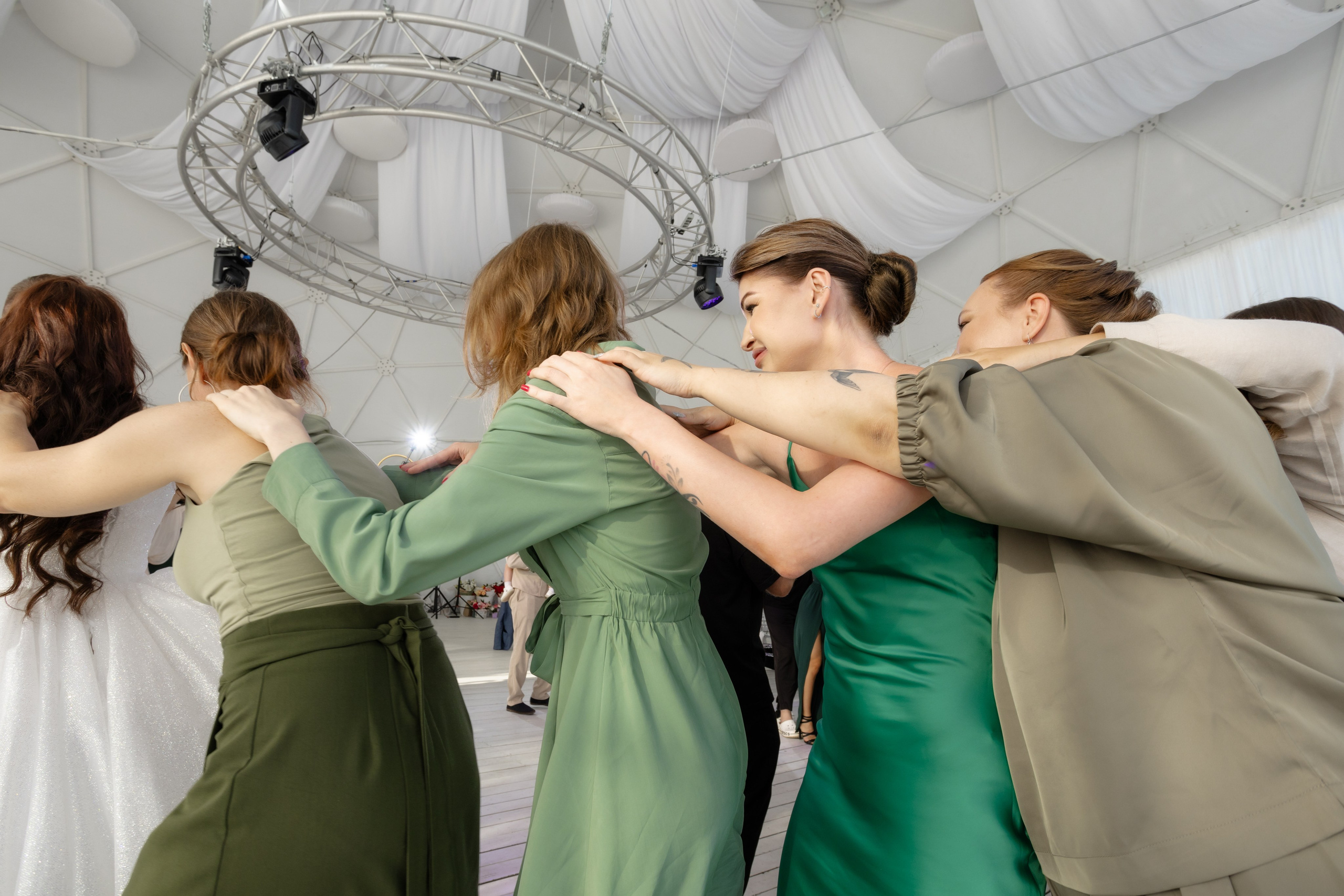 Саша и Алина. Главная