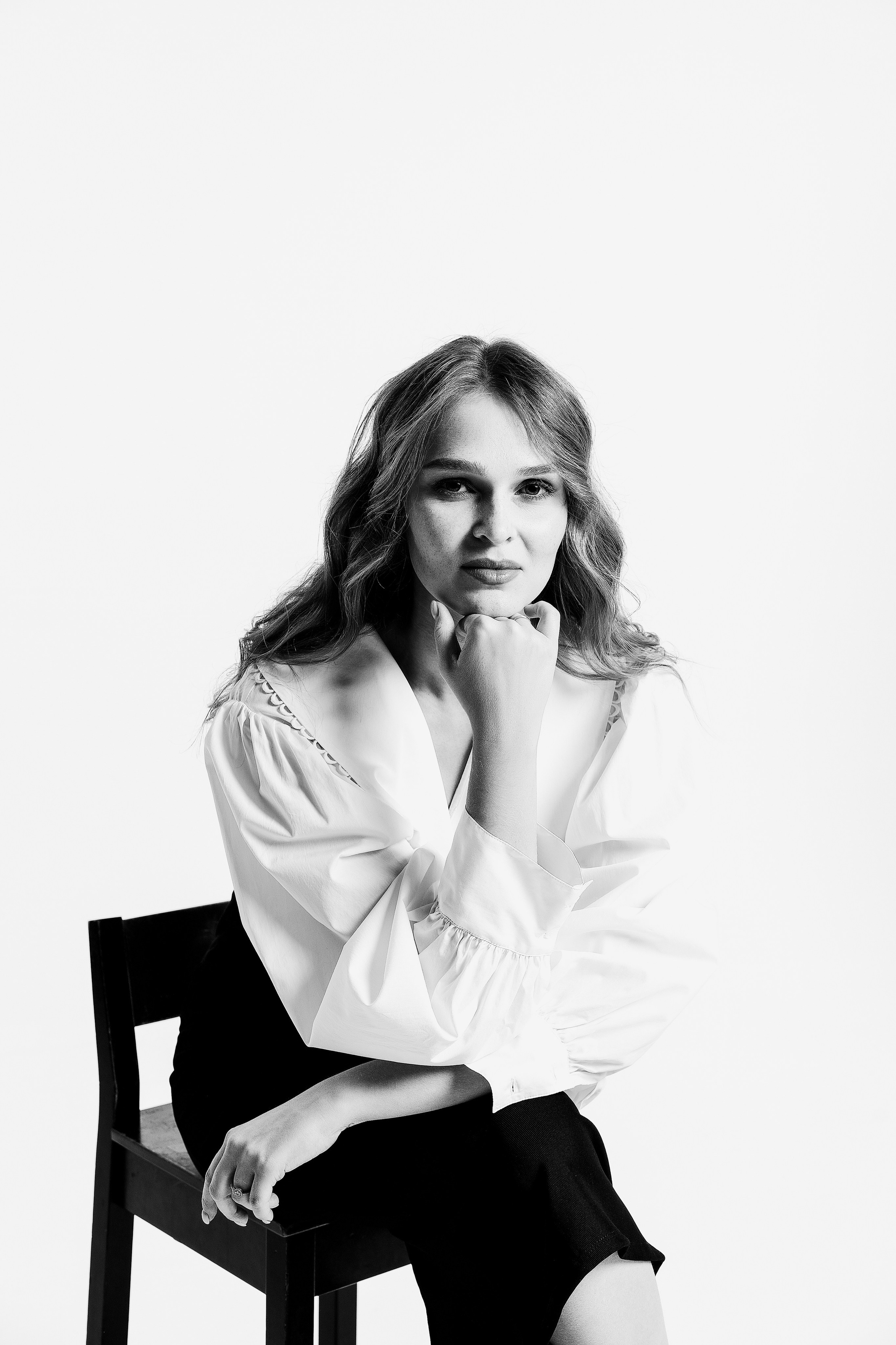 Женский портрет. Главная