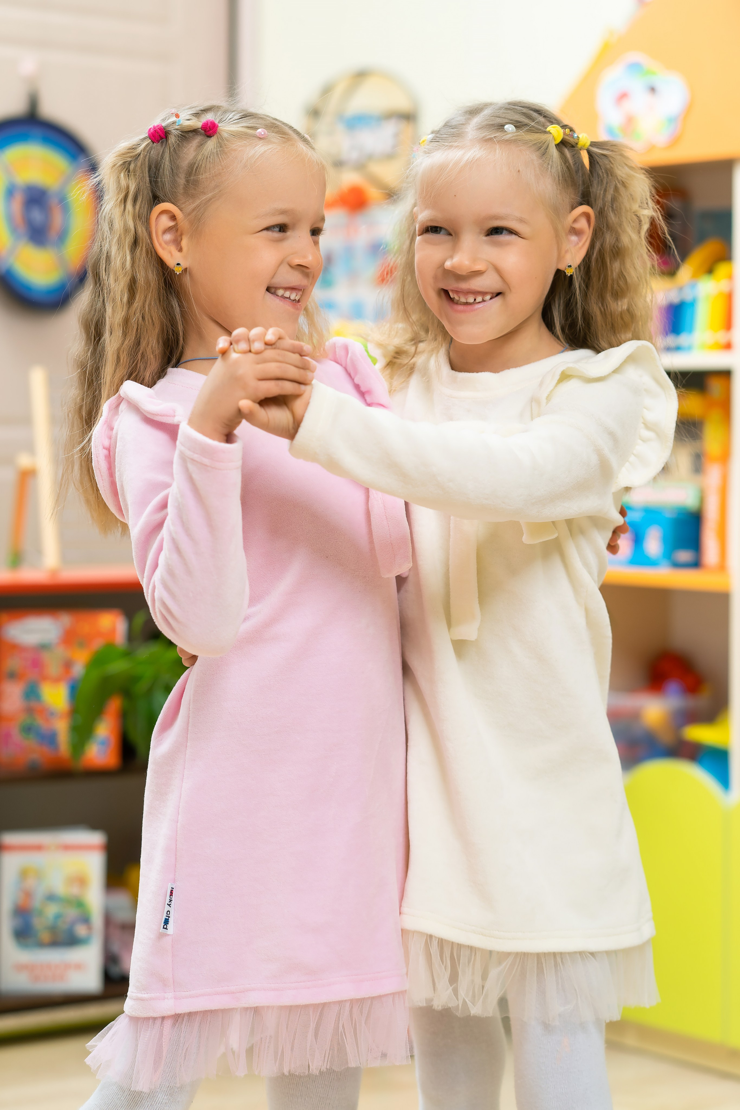 Фотографии, снятые в Д/С. Выпускные альбомы от Мамаевых, город Киров