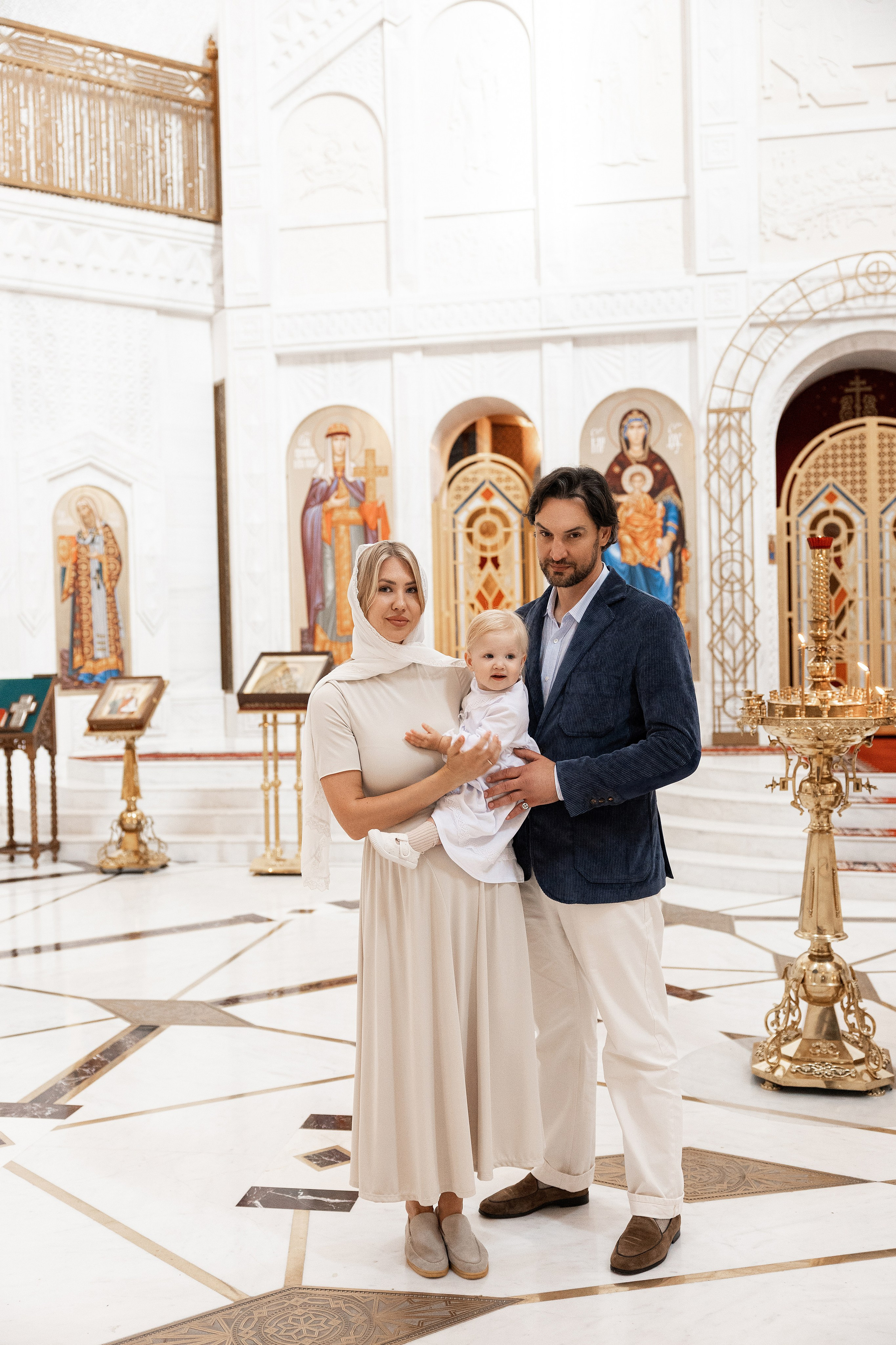 Крещение Аделины. Фотограф Крещение, Выписка москва