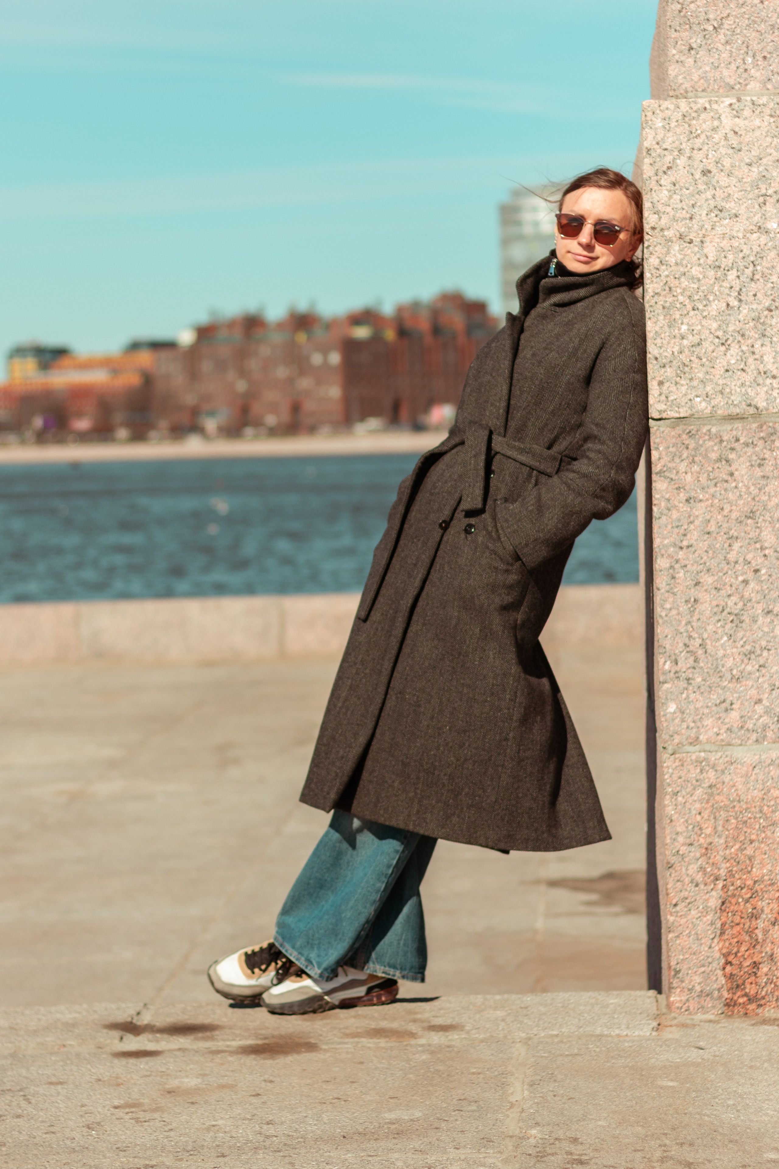 Уличная фотосессия в Санкт-Петербурге. Удачин Артём | Портретный фотограф в Санкт-Петербурге | Репортажная съёмка