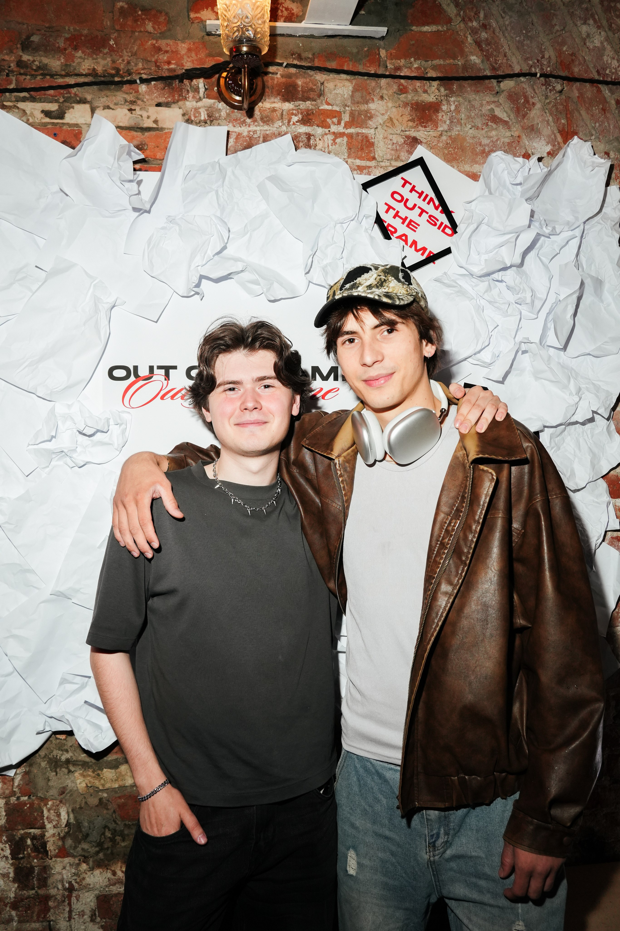 «OUT OF FRAME» / 18.06. Репортажный фотограф в Москве Старовойтов Матвей