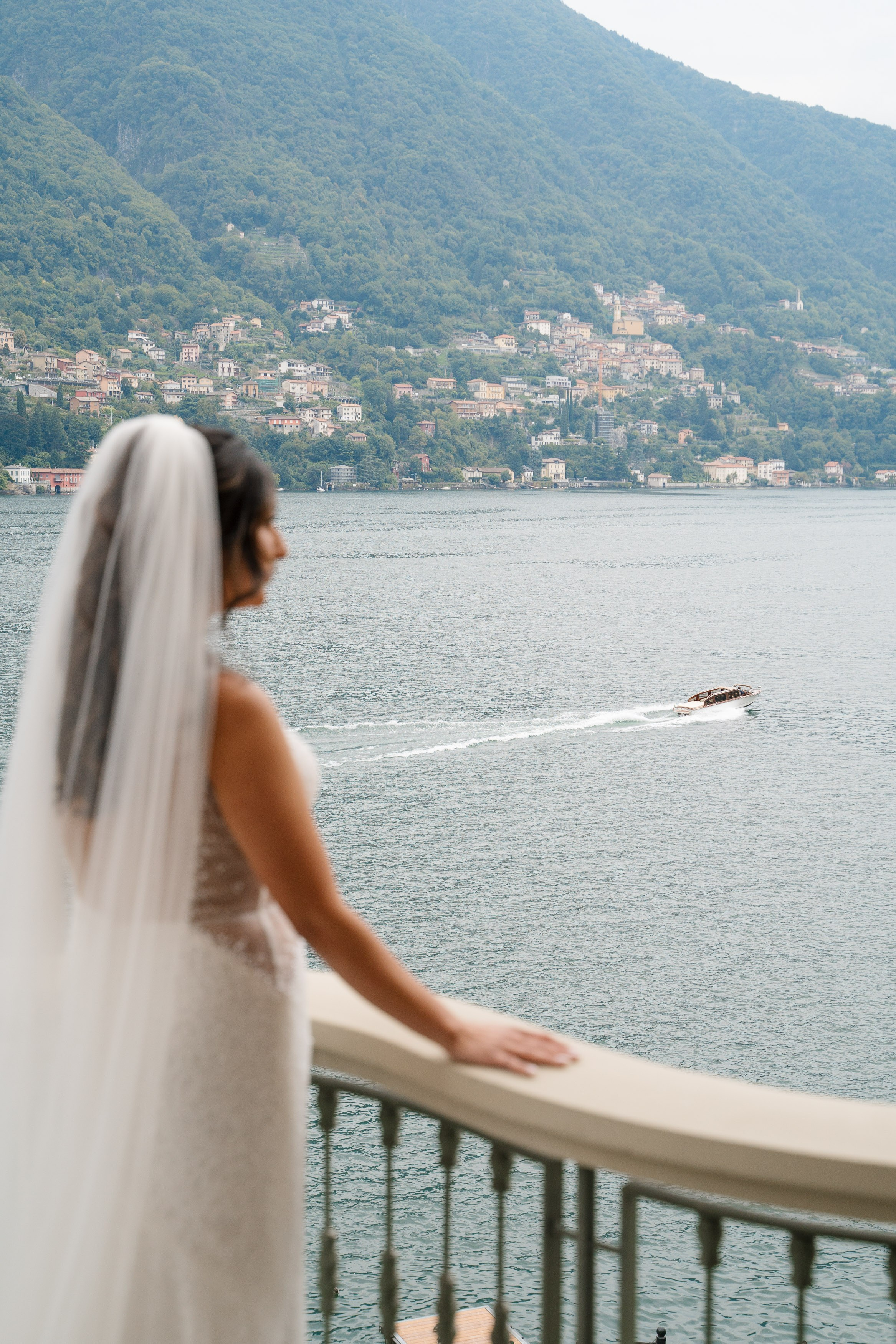 Relais Villa Vittoria Wedding, Lake Como, Italy. Valeria Coconova Photographer Italy Como Milan