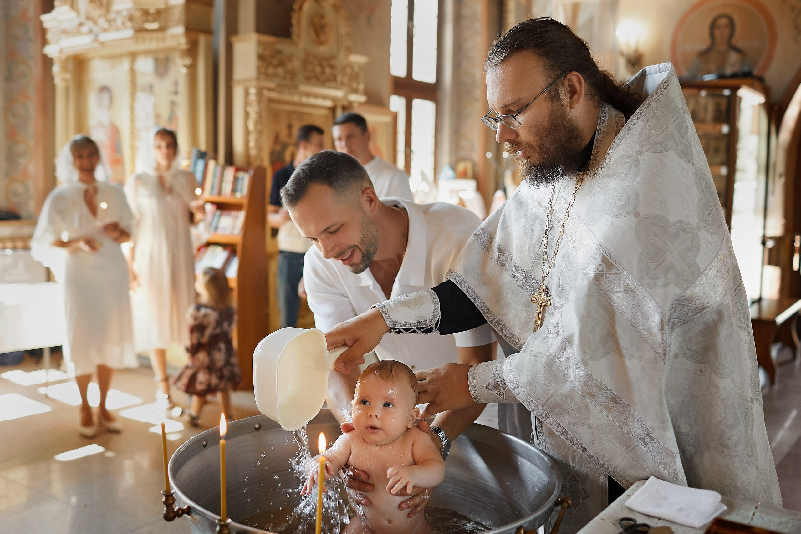Фотограф на таинство крещения и венчание в храмах Москвы и MO. Moscow_CPC