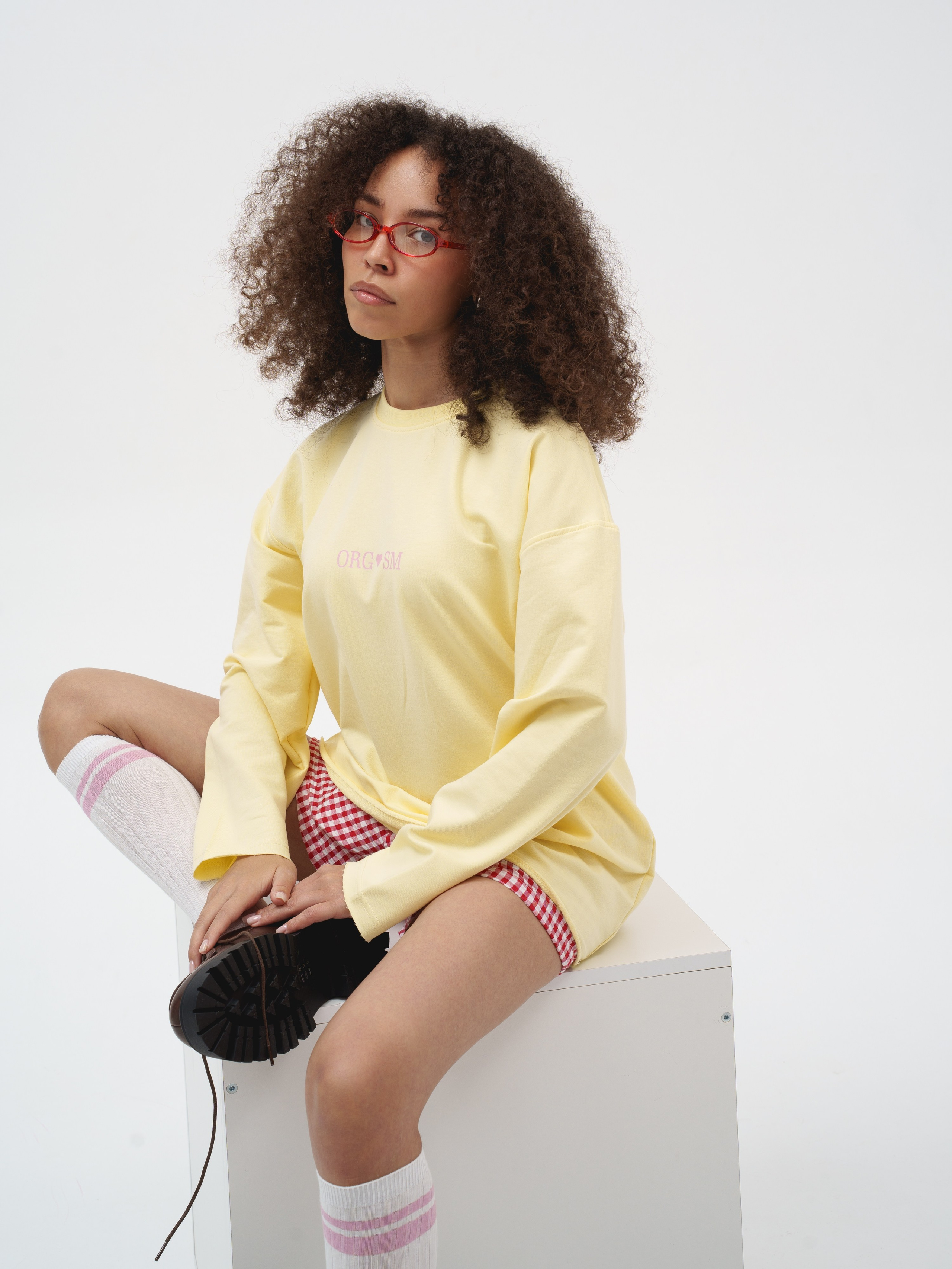 Свитшоты (вб и озон). Иван Упоров — фотограф, рилсмейкер чебоксары