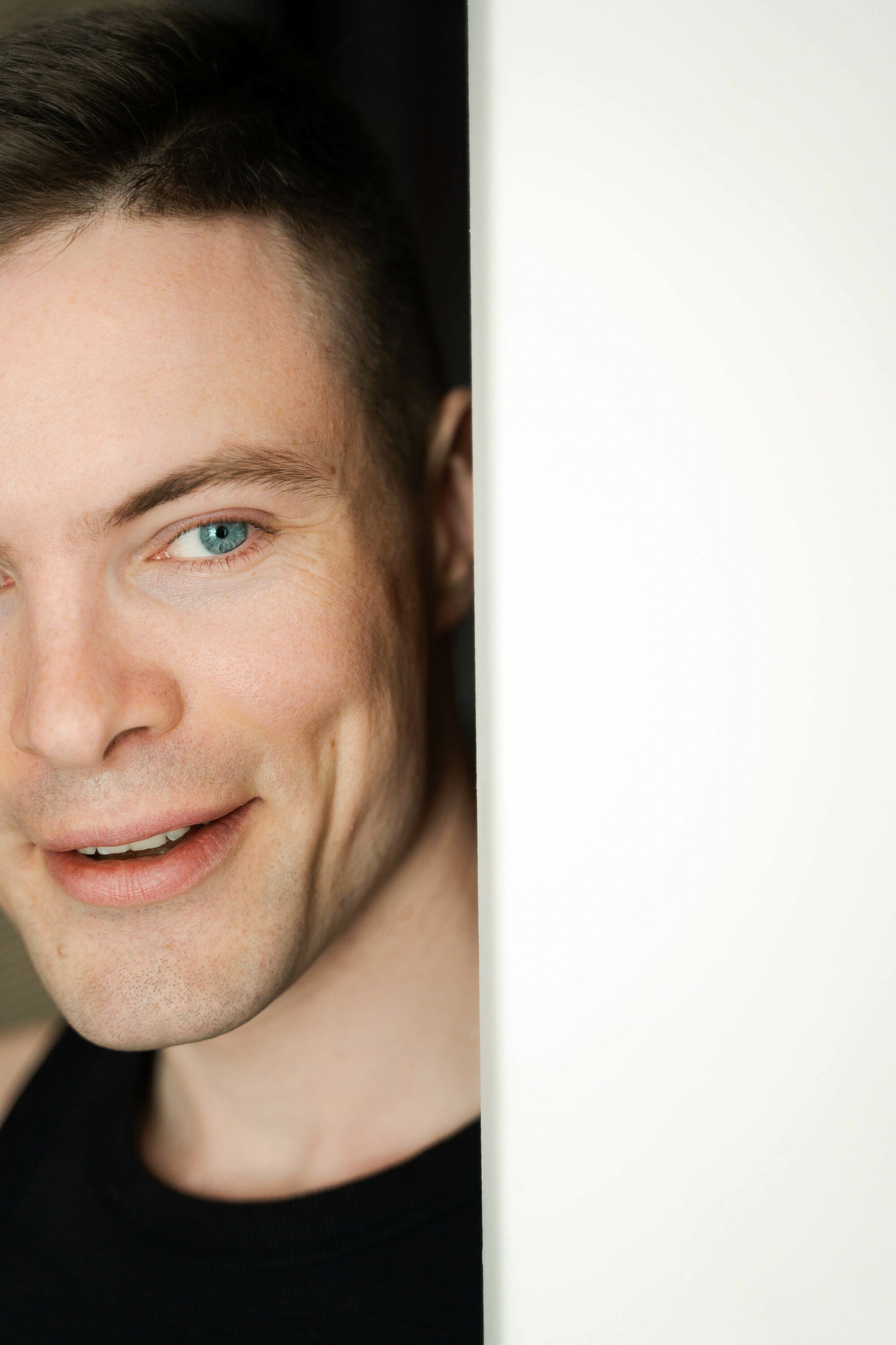 Свадьба в Лесной Рапсодии на берегу озера. Свадебный фотограф в Санкт-Петербурге и Москве Андрей Нестеров