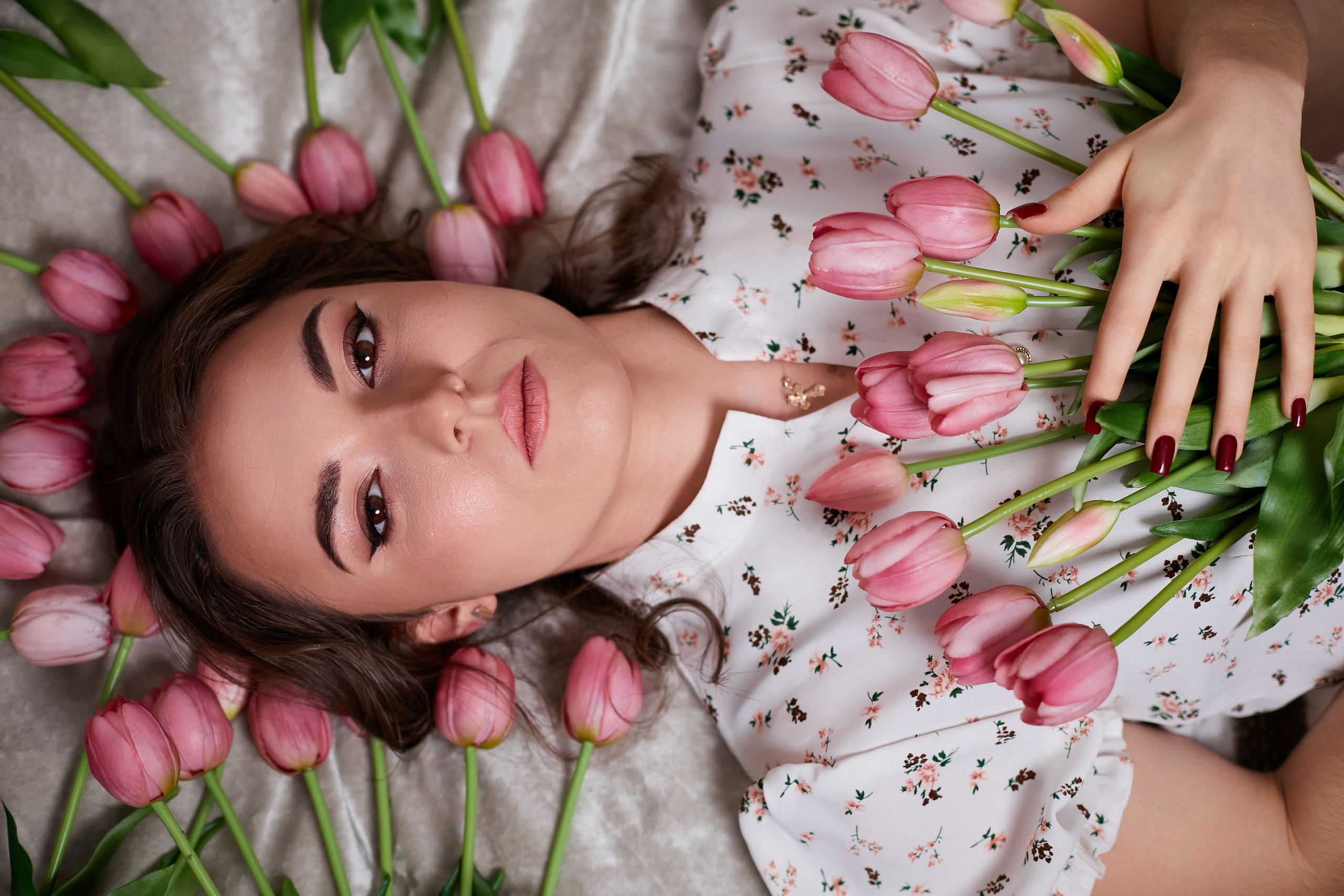 «Тюльпаны». Свадебный и креативный фотограф в ЮФО