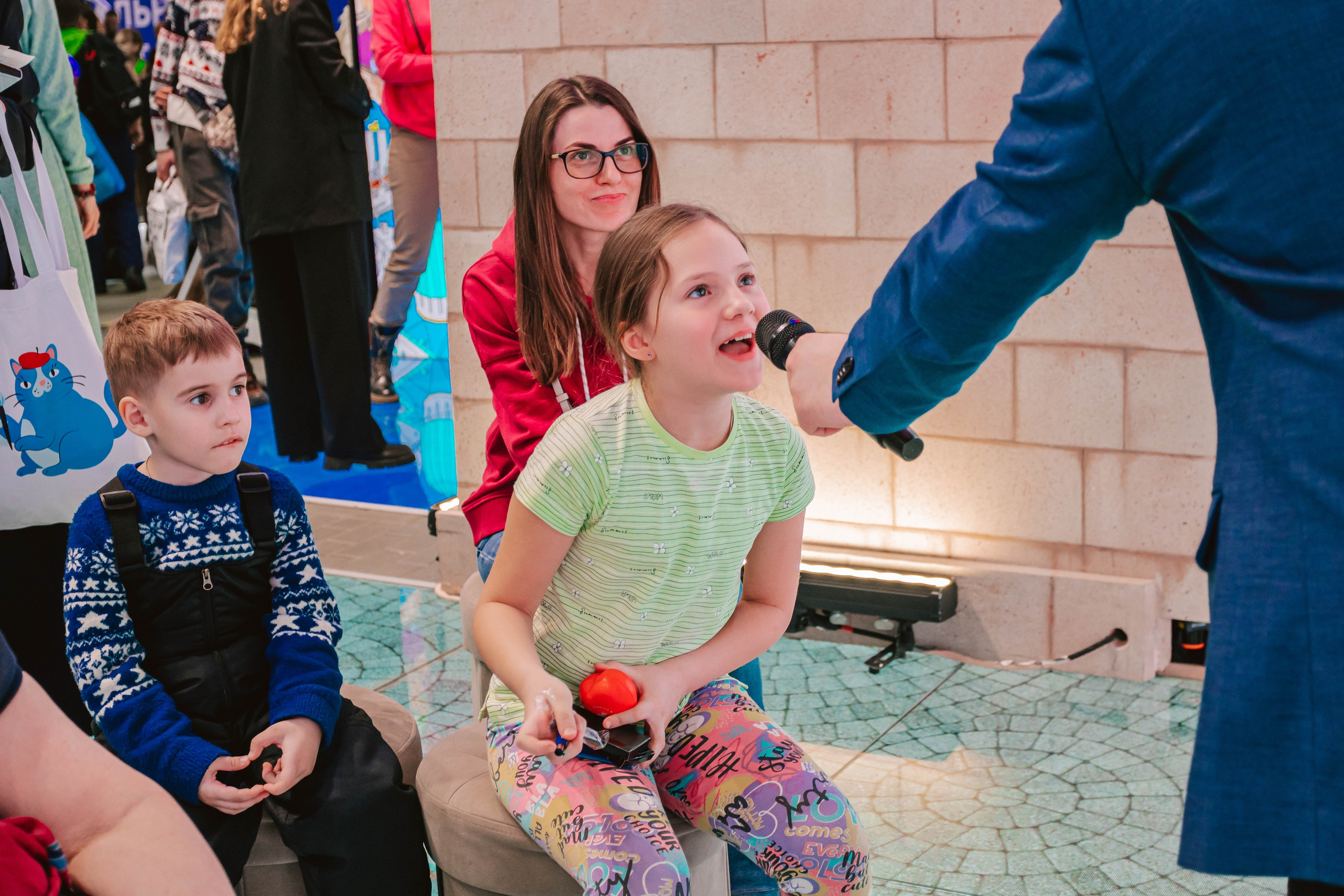 ПИТЕР БЫВАЕТ СОЛНЕЧНЫМ