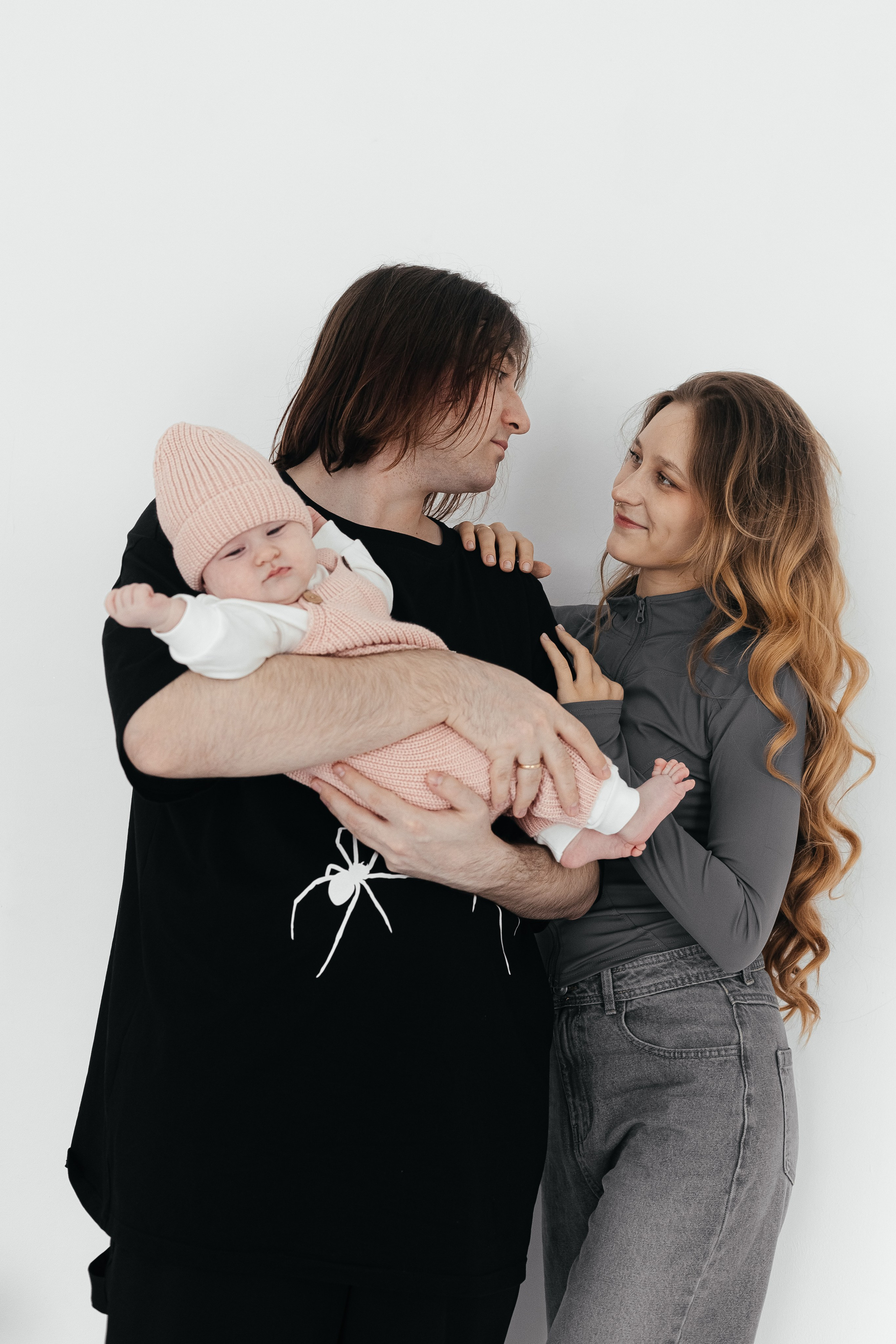 Зоя, Дима и Вика. Главная