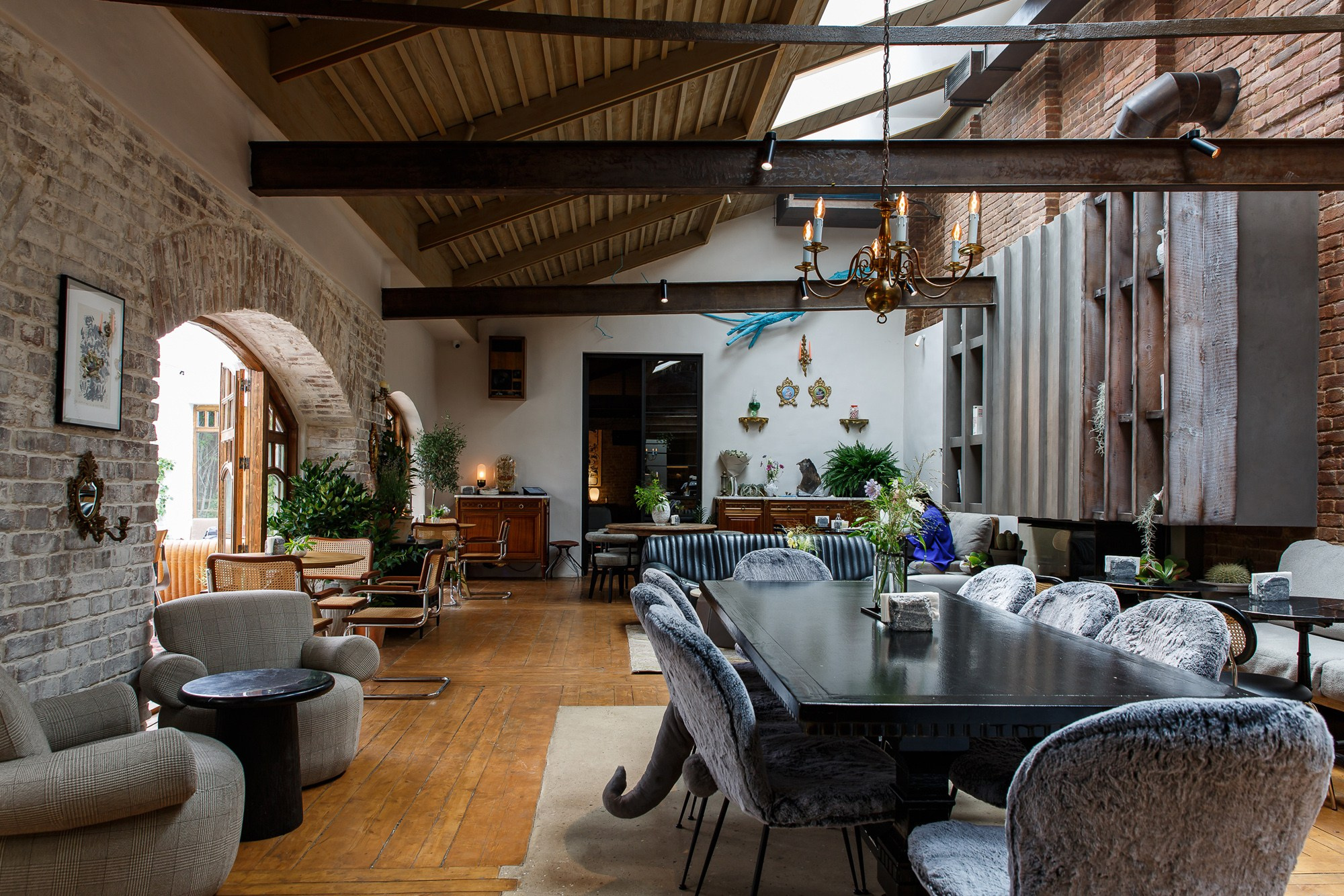 Yauza. Photographer Ksenia Kolesnikova. Interior, Product, and Portrait Photography in Moscow