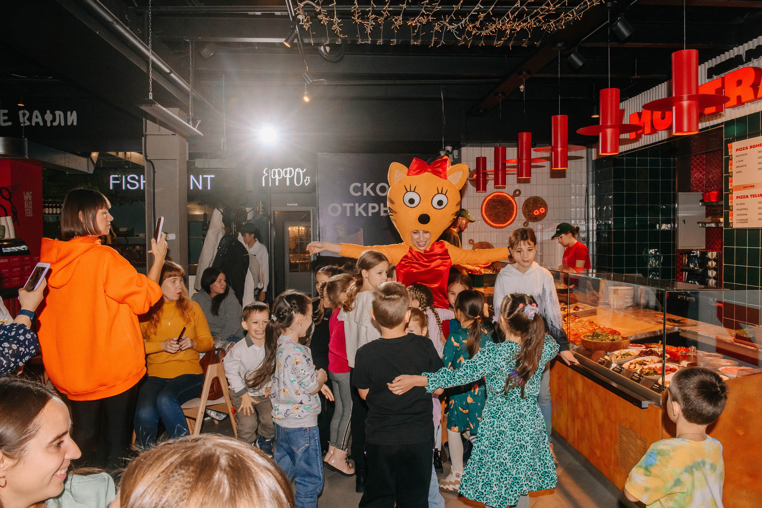 Гастродвор. Детский мастер-класс по приготовлению тирамису. Фотограф Валерия Голубева (Миронова)