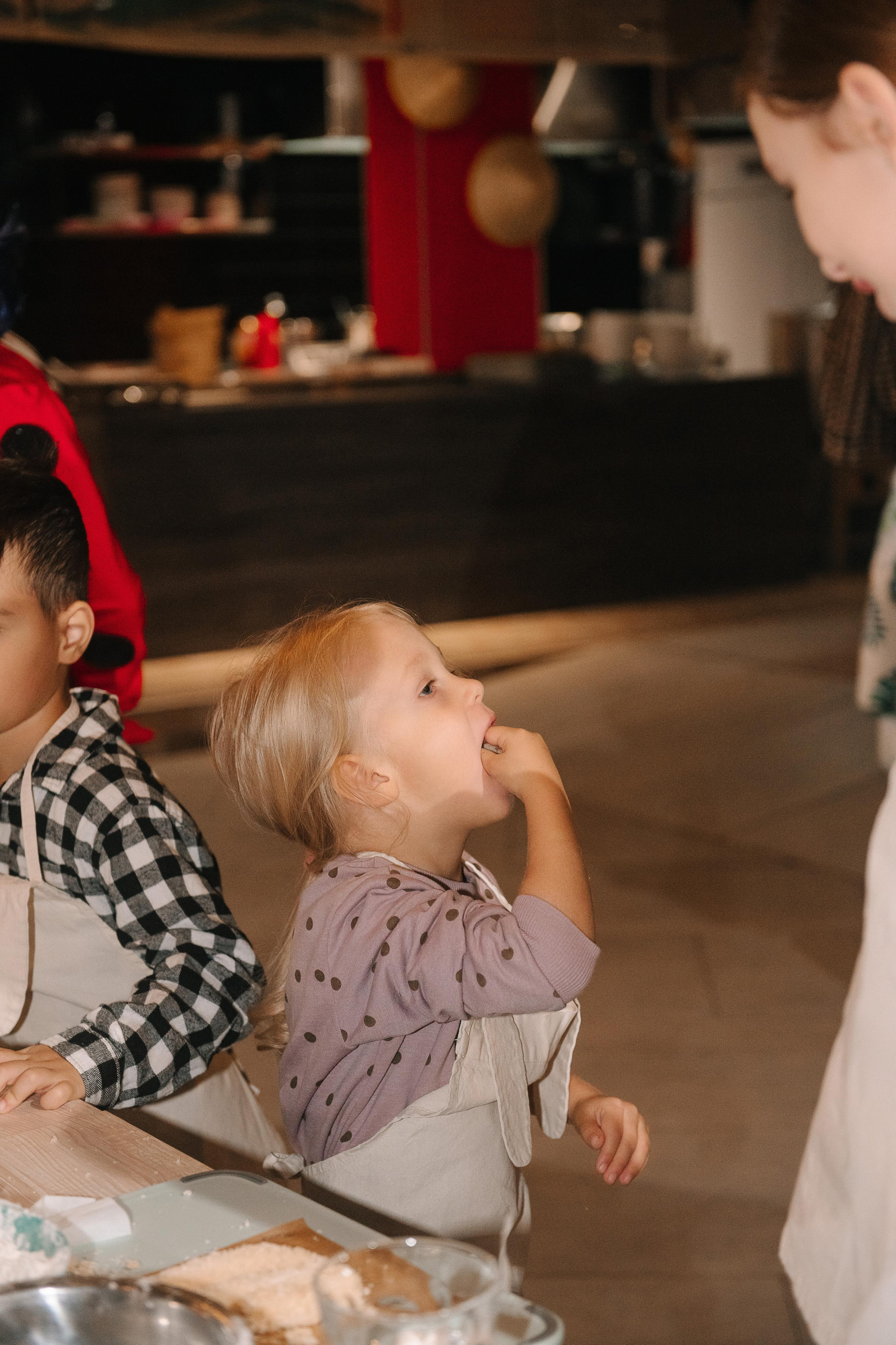 Гастродвор. Детский мастер-класс по приготовлению сэндвичей. Фотограф Валерия Голубева (Миронова)