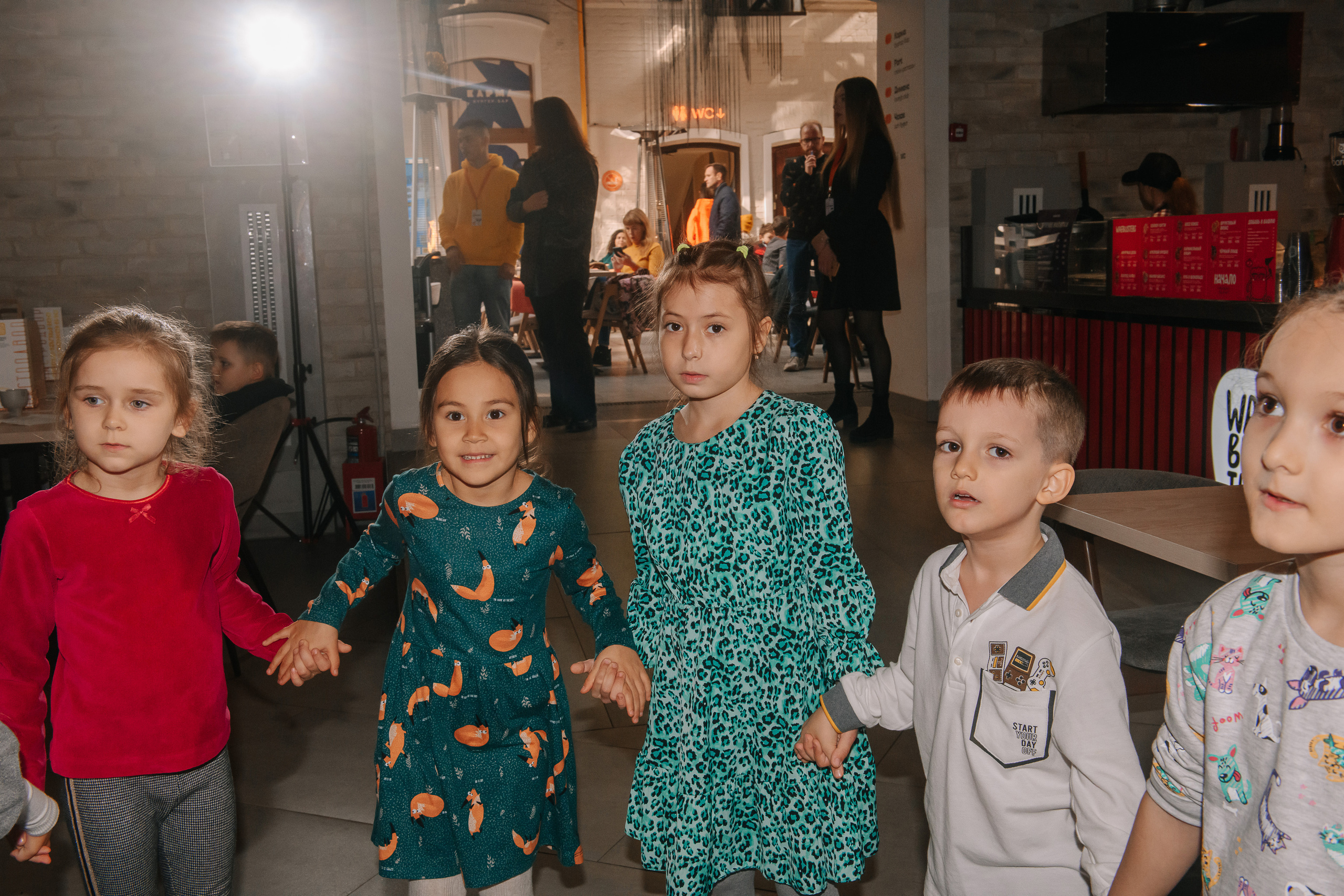 Гастродвор. Детский мастер-класс по приготовлению тирамису. Фотограф Валерия Голубева (Миронова)