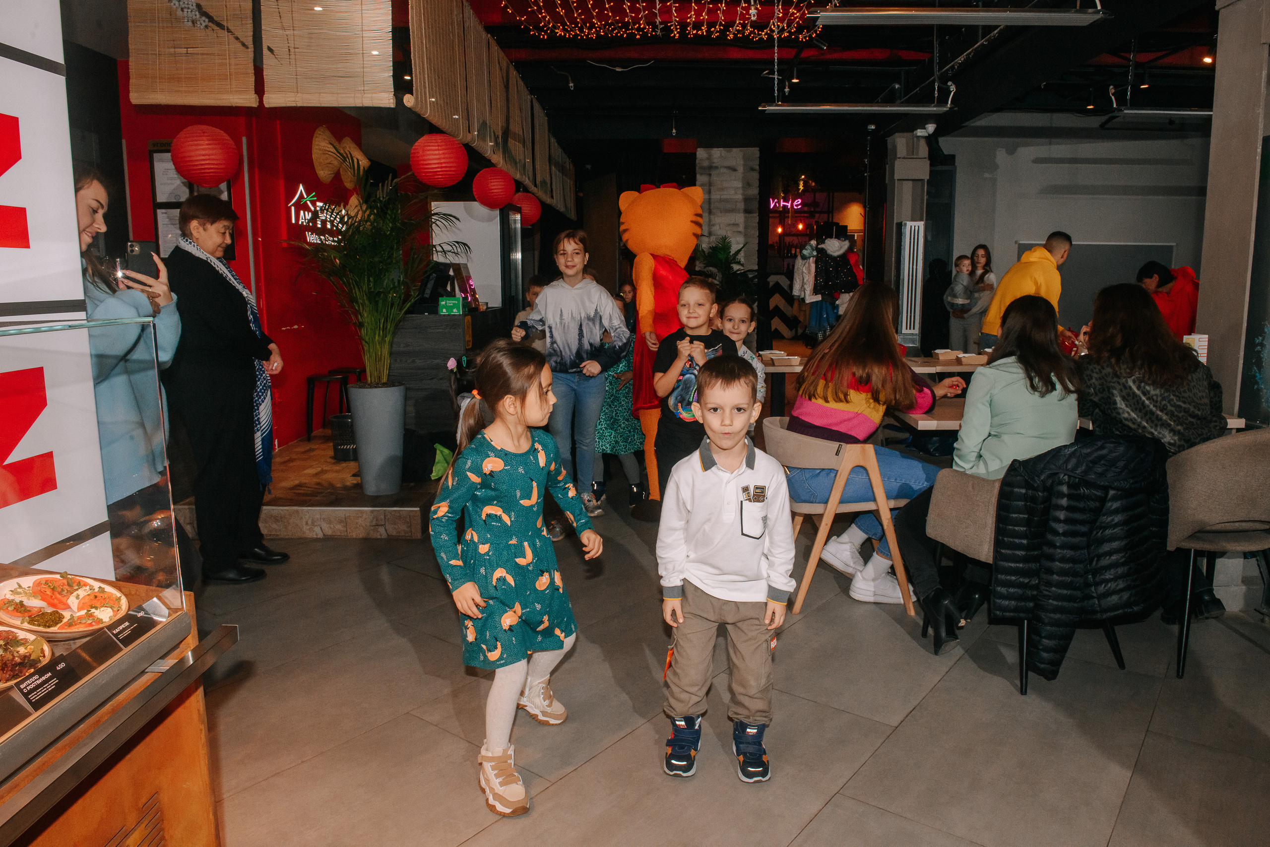 Гастродвор. Детский мастер-класс по приготовлению тирамису. Фотограф Валерия Голубева (Миронова)