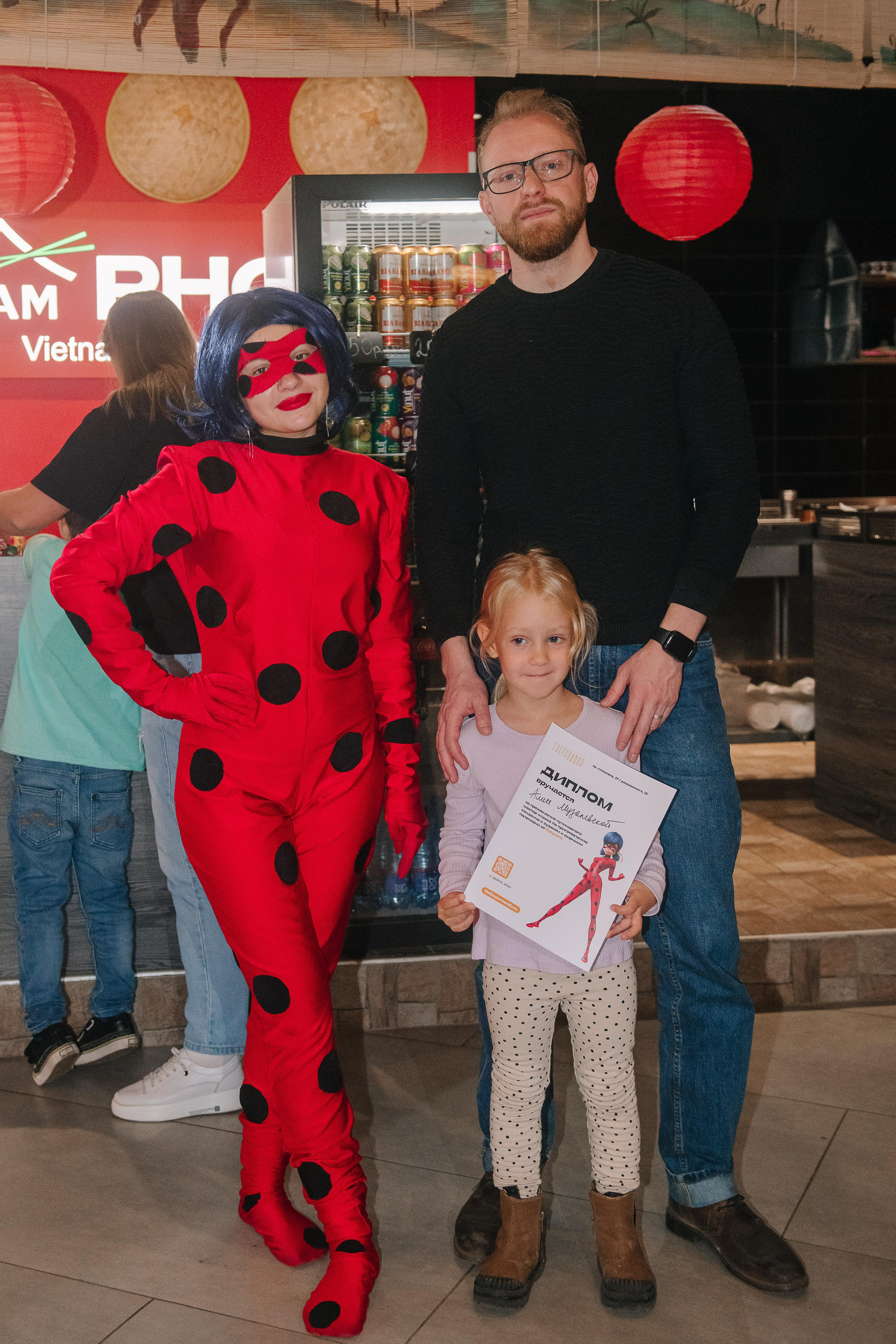 Гастродвор. Детский мастер-класс по приготовлению сэндвичей. Фотограф Валерия Голубева (Миронова)