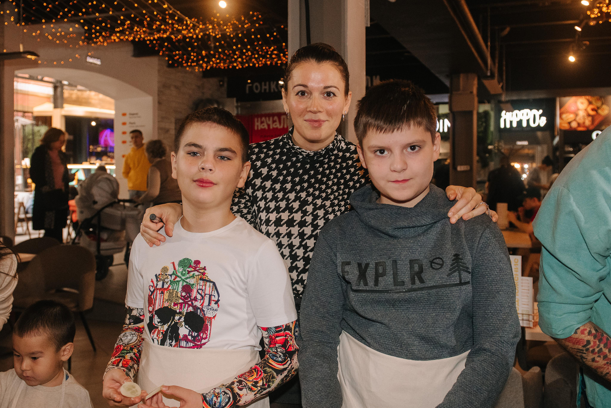 Гастродвор. Детский мастер-класс по приготовлению сэндвичей. Фотограф Валерия Голубева (Миронова)