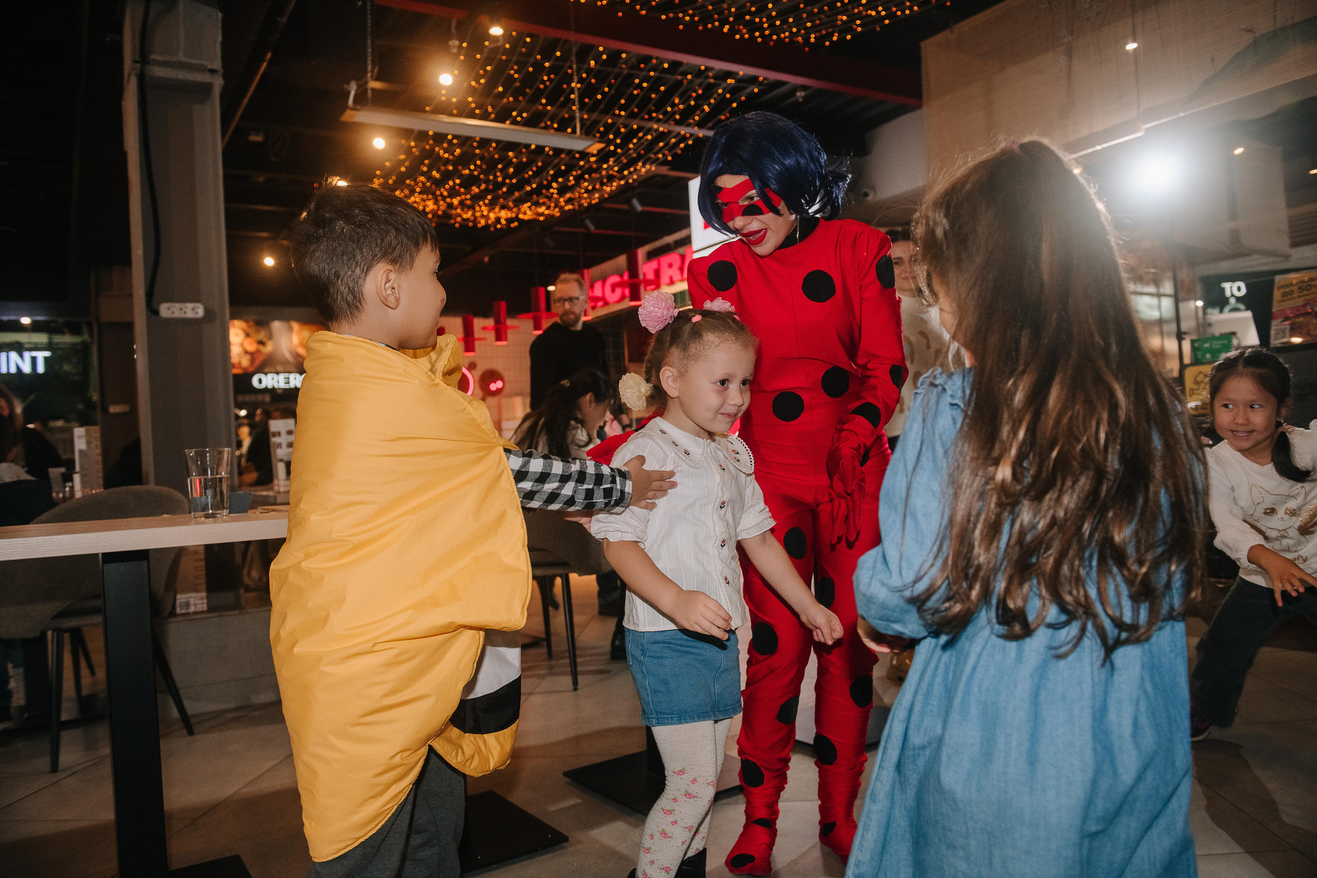 Гастродвор. Детский мастер-класс по приготовлению сэндвичей. Фотограф Валерия Голубева (Миронова)
