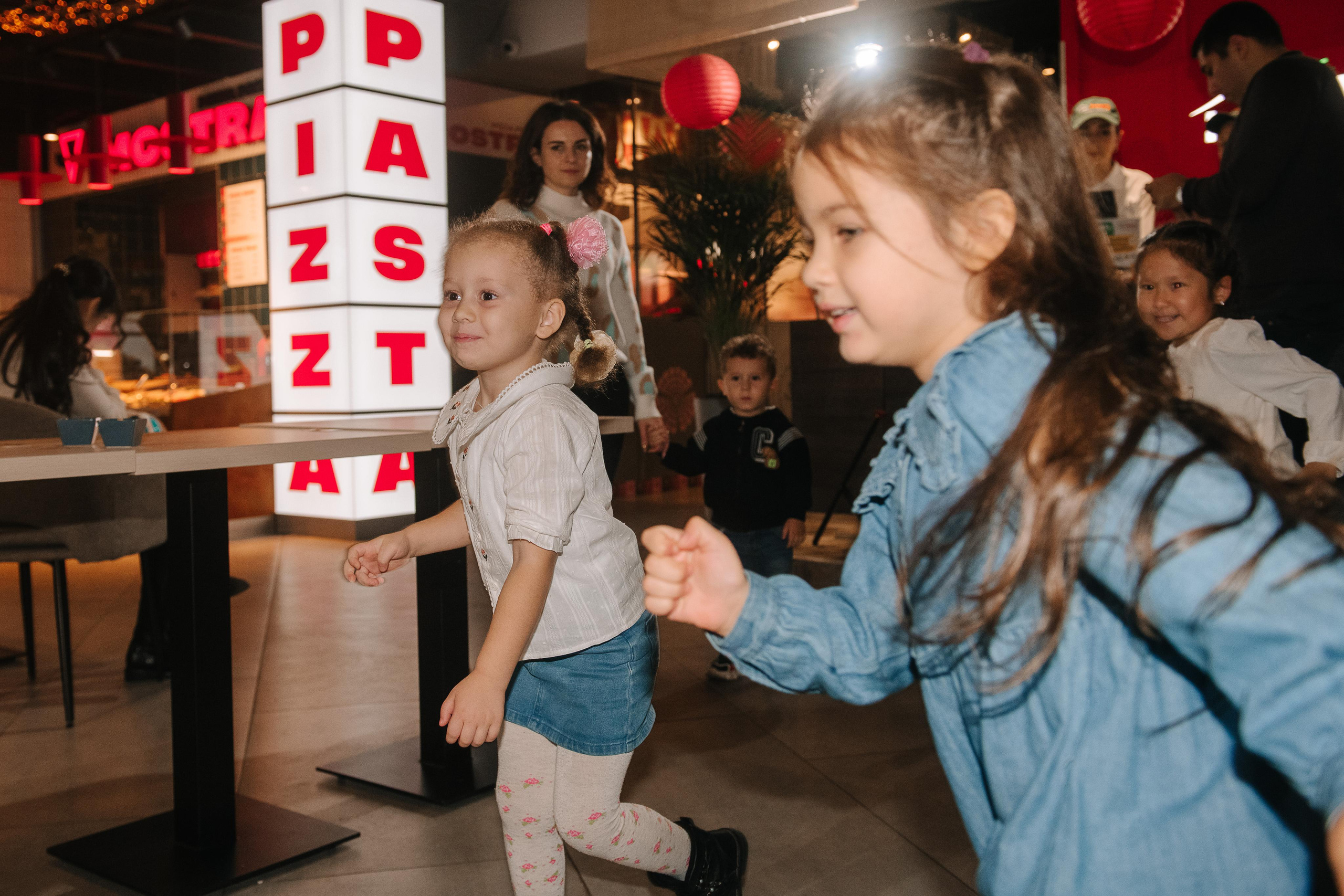 Гастродвор. Детский мастер-класс по приготовлению сэндвичей. Фотограф Валерия Голубева (Миронова)