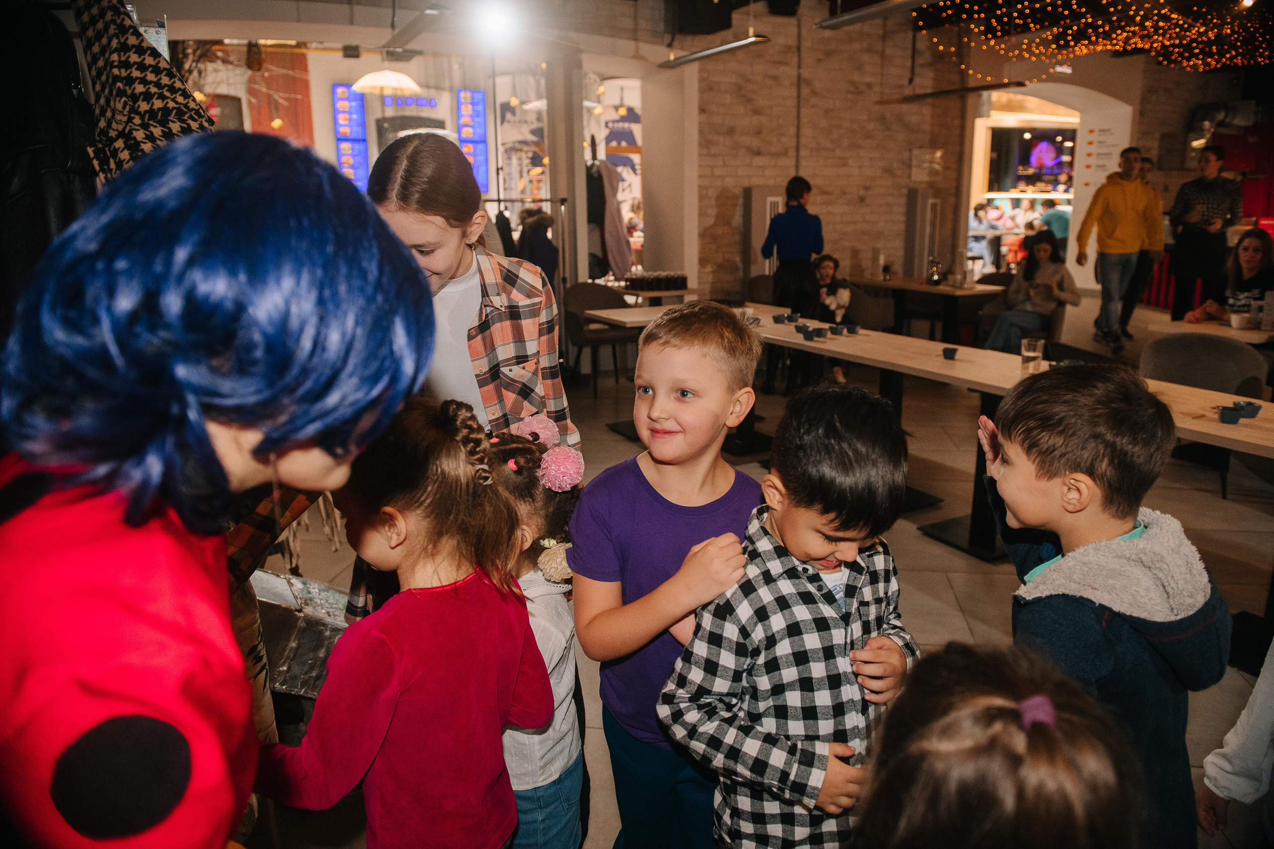 Гастродвор. Детский мастер-класс по приготовлению сэндвичей. Фотограф Валерия Голубева (Миронова)