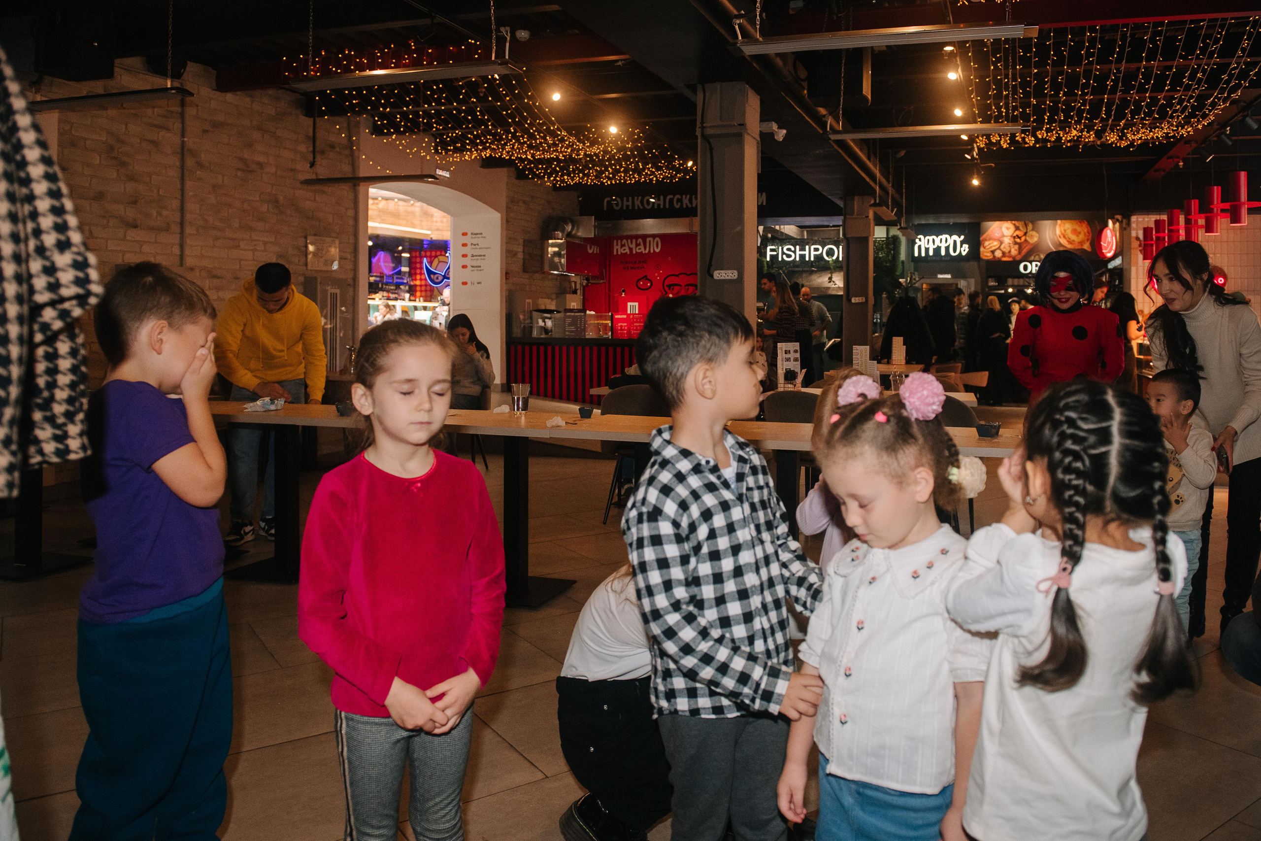 Гастродвор. Детский мастер-класс по приготовлению сэндвичей. Фотограф Валерия Голубева (Миронова)
