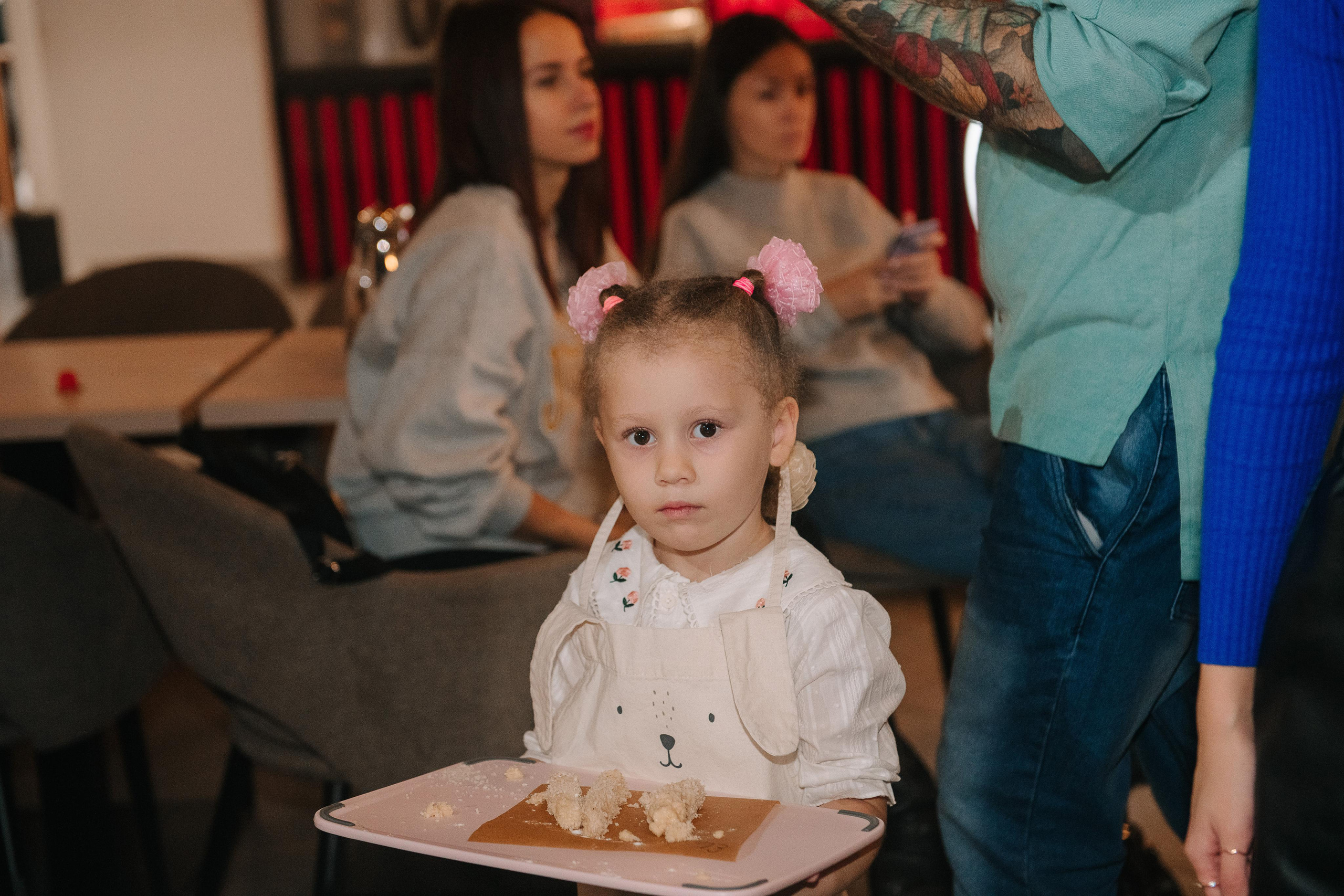 Гастродвор. Детский мастер-класс по приготовлению сэндвичей. Фотограф Валерия Голубева (Миронова)