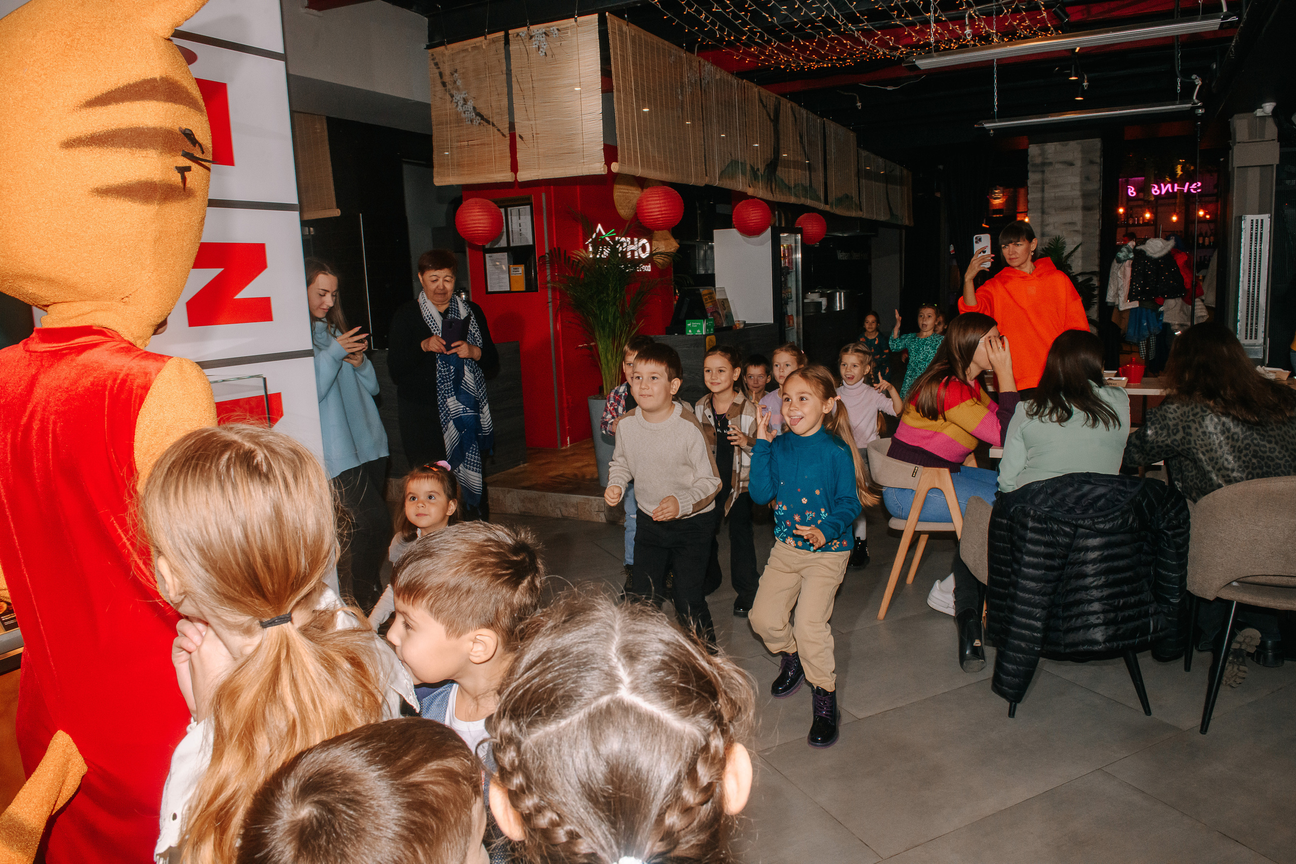 Гастродвор. Детский мастер-класс по приготовлению тирамису. Фотограф Валерия Голубева (Миронова)