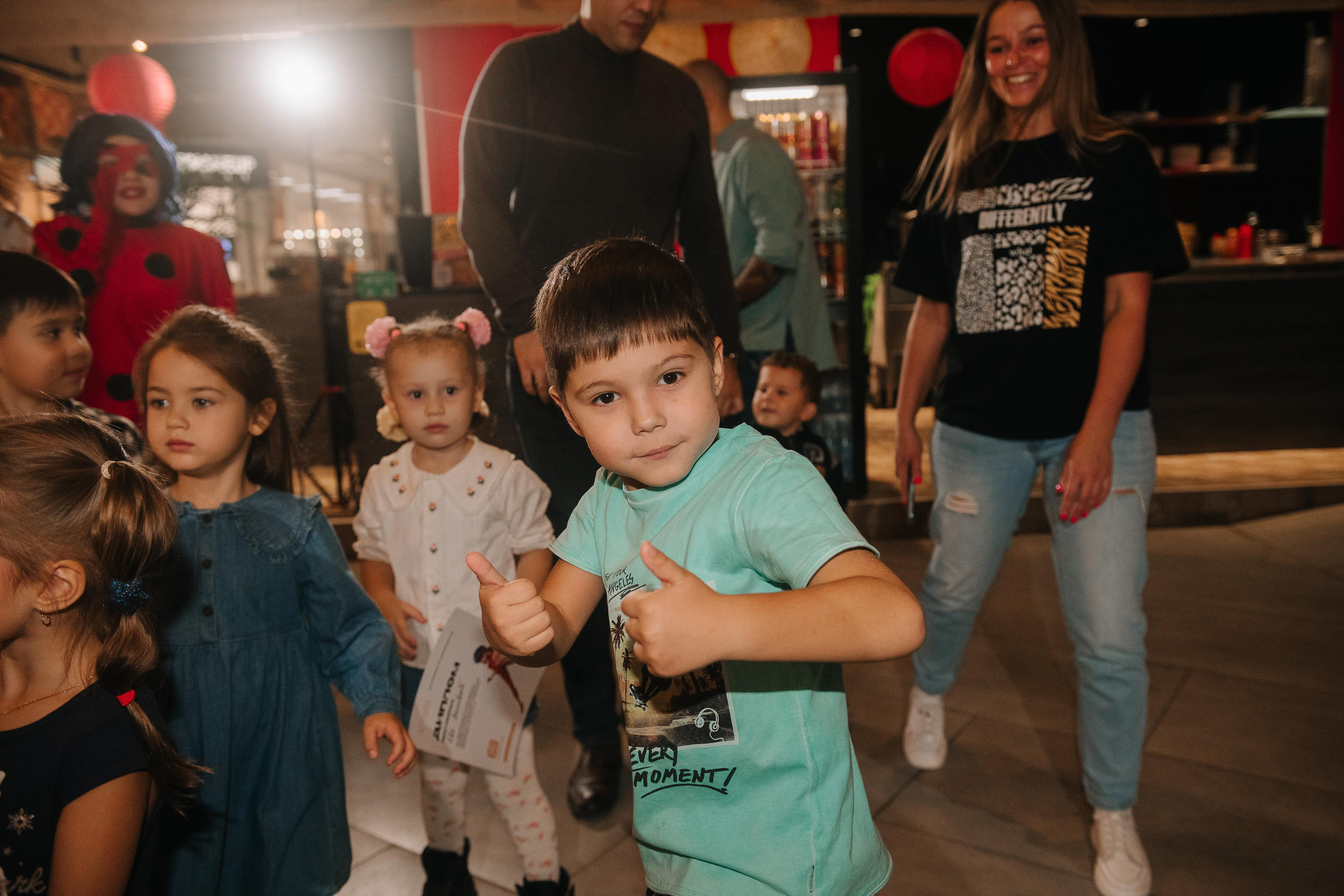 Гастродвор. Детский мастер-класс по приготовлению сэндвичей. Фотограф Валерия Голубева (Миронова)