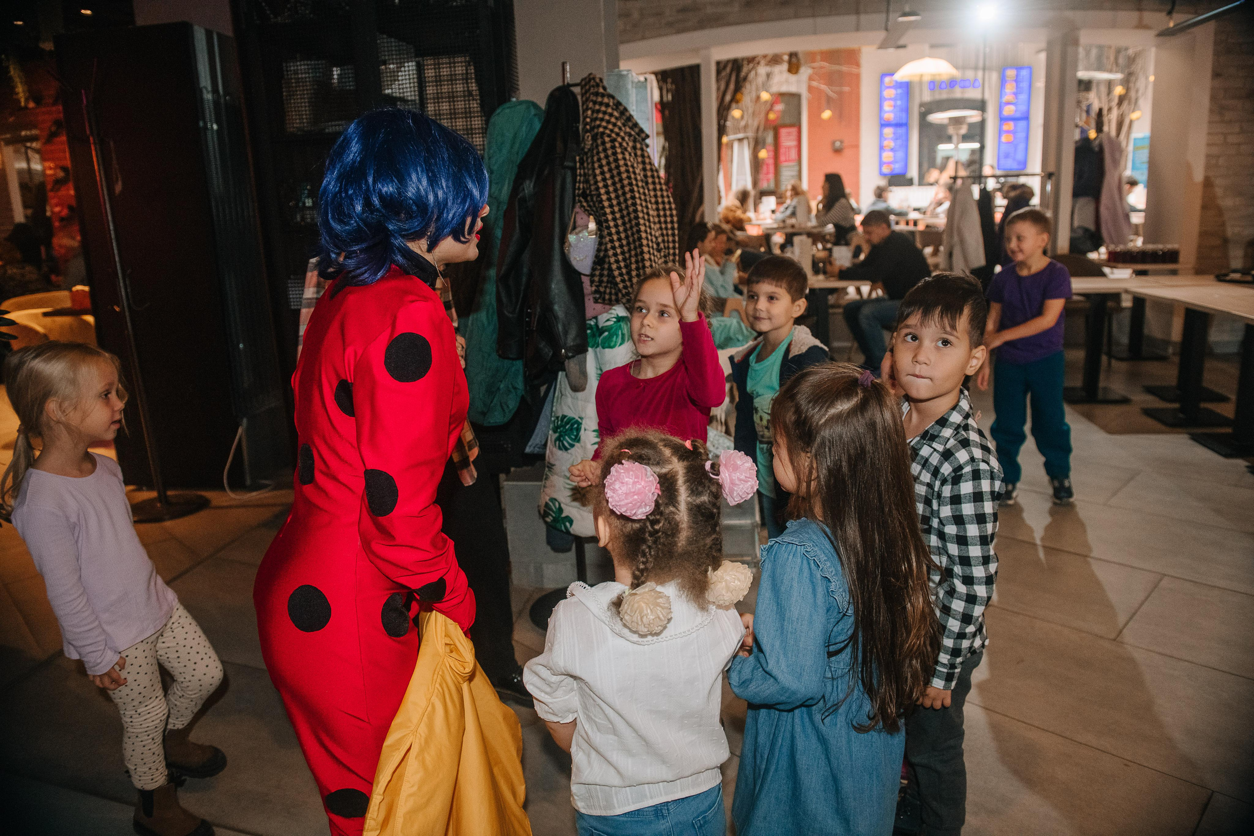 Гастродвор. Детский мастер-класс по приготовлению сэндвичей. Фотограф Валерия Голубева (Миронова)