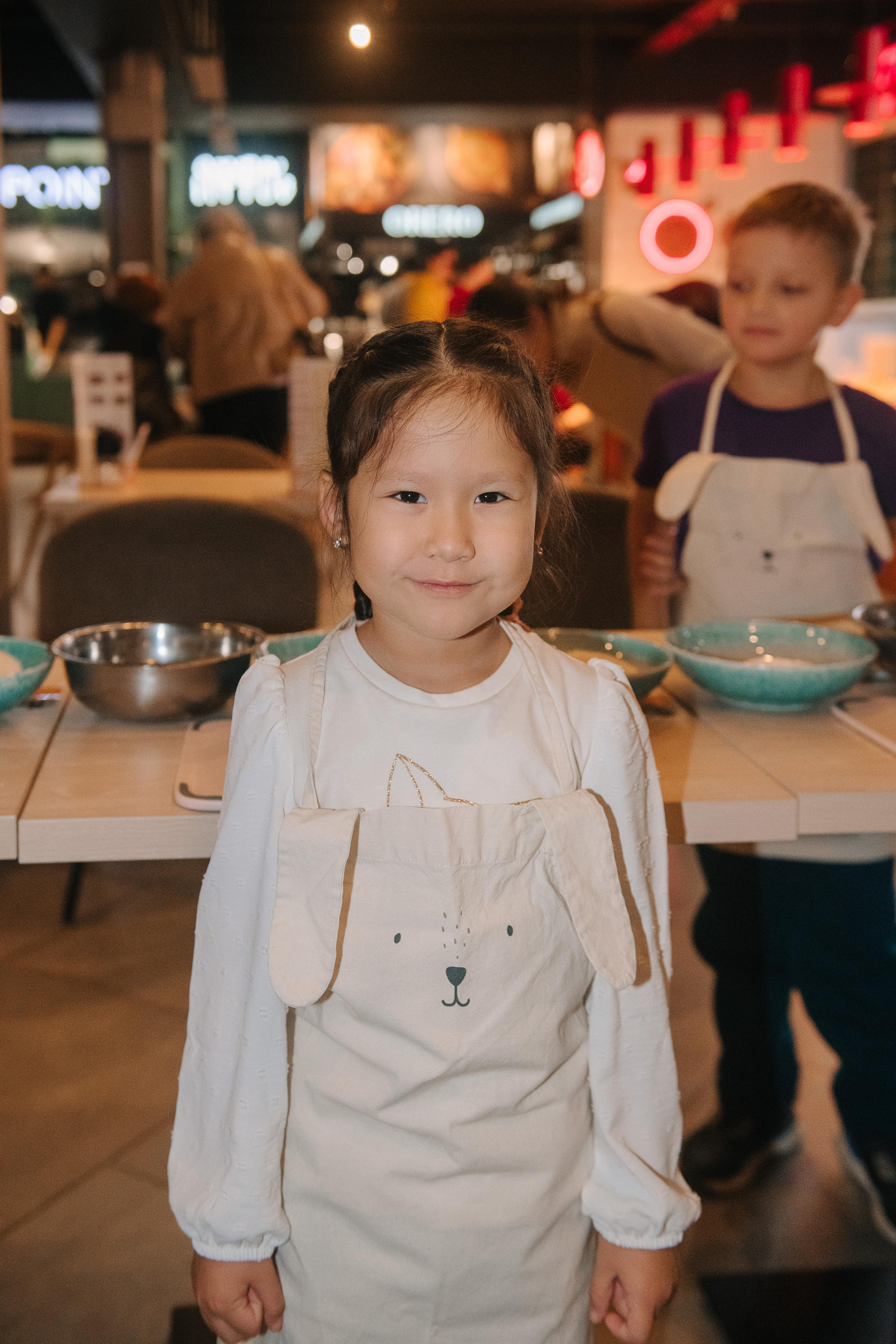 Гастродвор. Детский мастер-класс по приготовлению сэндвичей. Фотограф Валерия Голубева (Миронова)