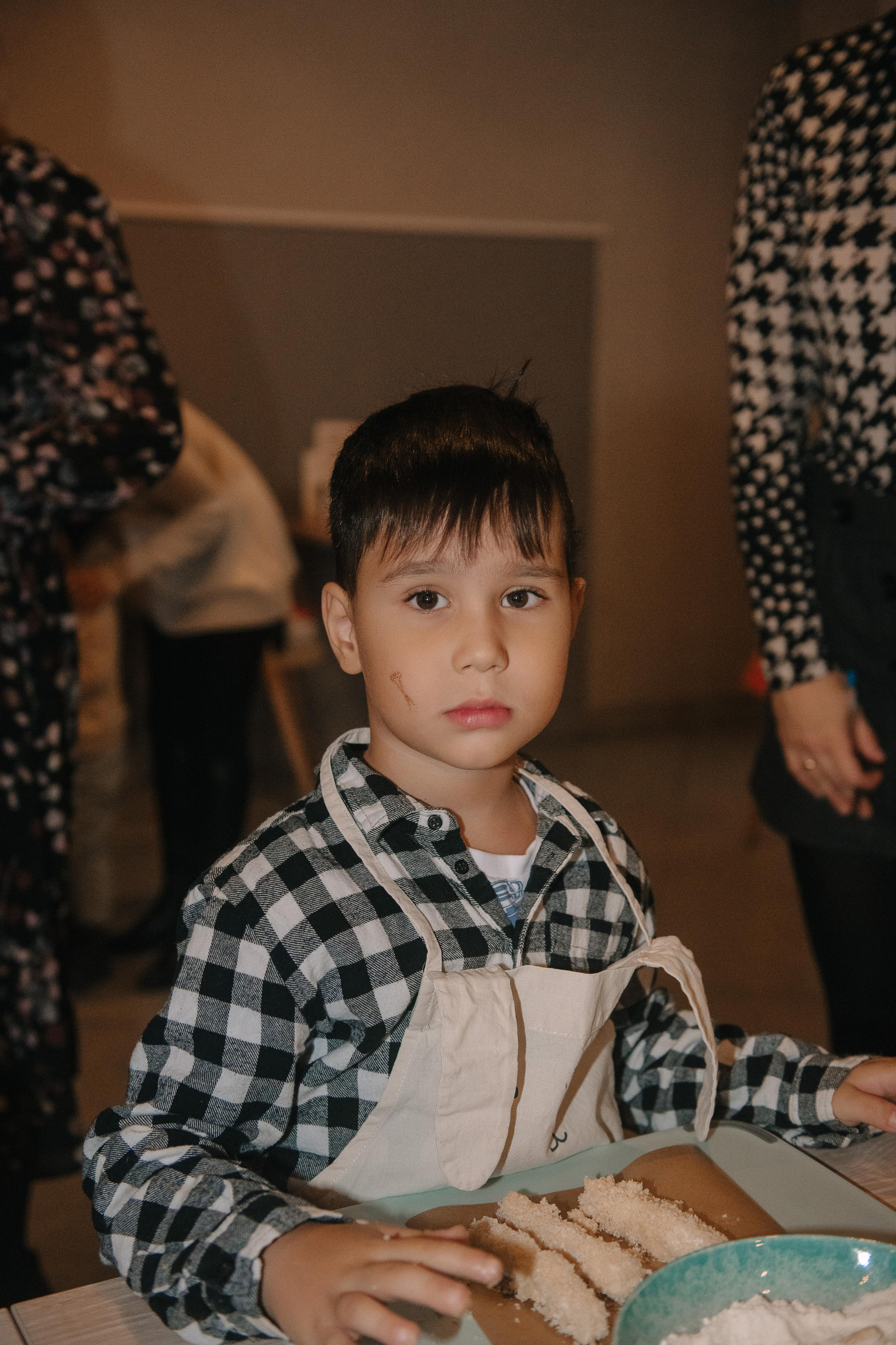 Гастродвор. Детский мастер-класс по приготовлению сэндвичей. Фотограф Валерия Голубева (Миронова)